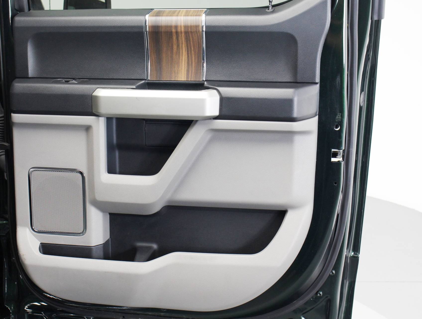 Florida Fine Cars - Used FORD F 150 2016 WEST PALM Lariat Supercrew 4x4