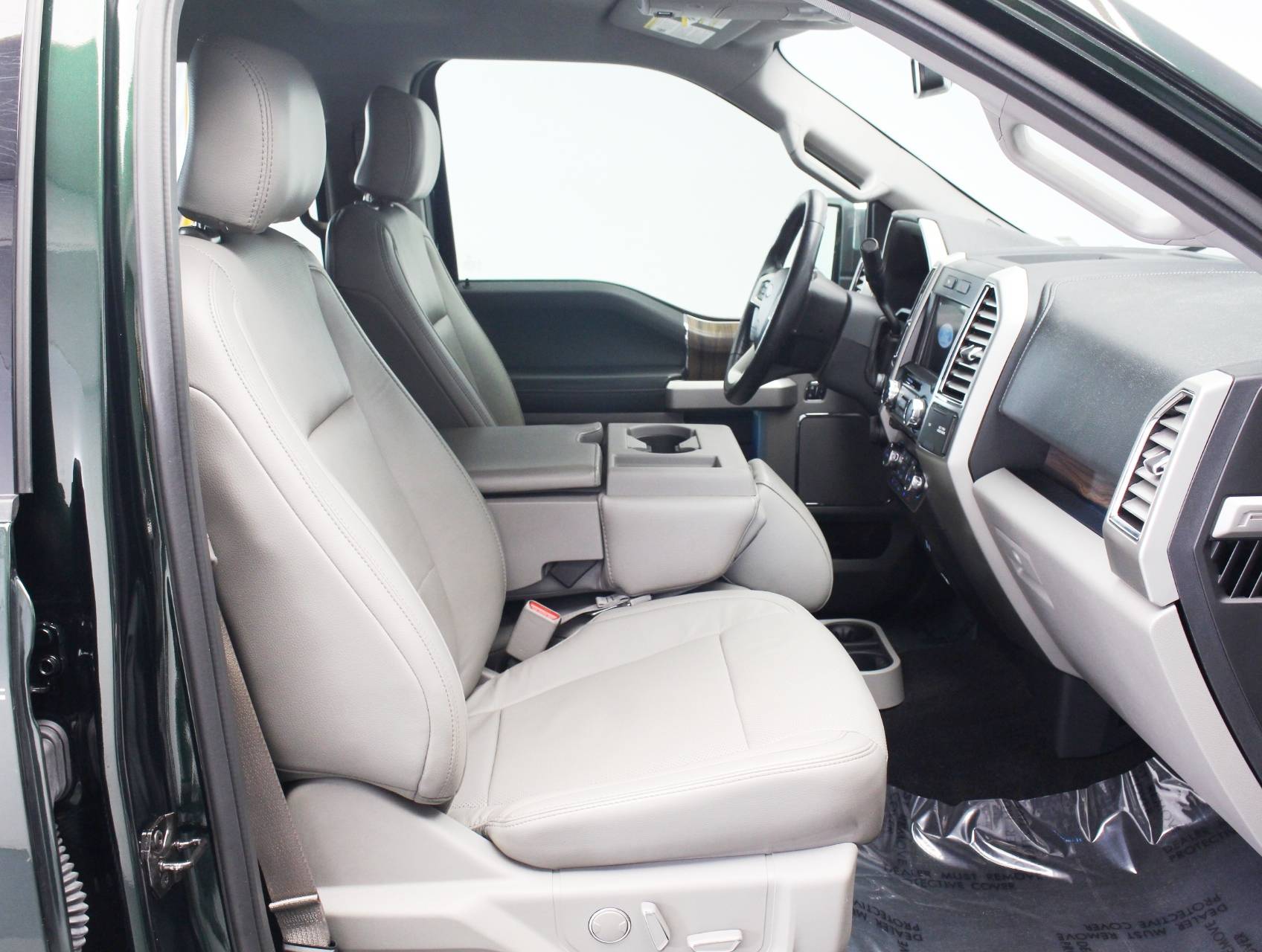 Florida Fine Cars - Used FORD F 150 2016 WEST PALM Lariat Supercrew 4x4