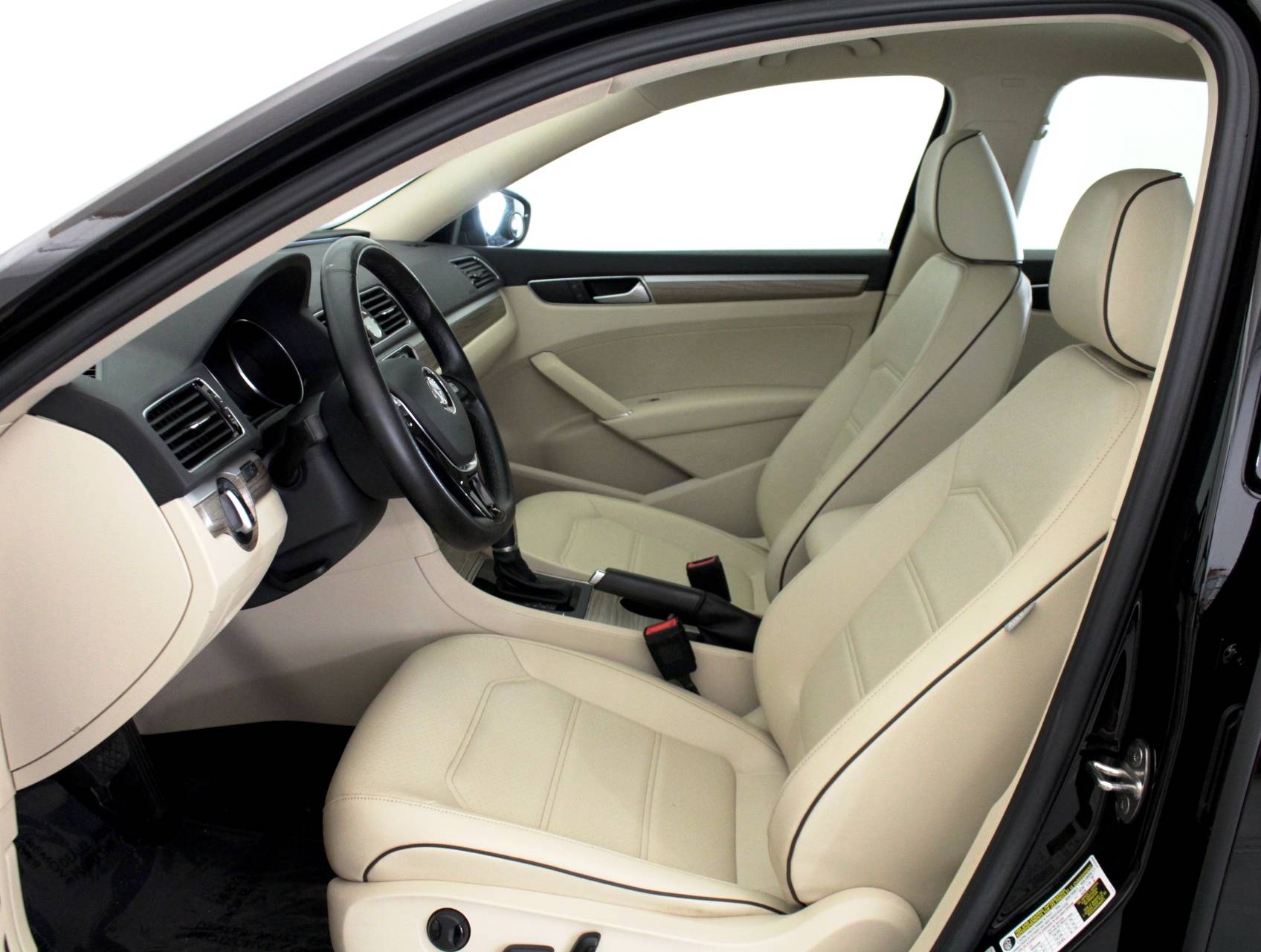 Florida Fine Cars - Used VOLKSWAGEN PASSAT 2016 HOLLYWOOD SE