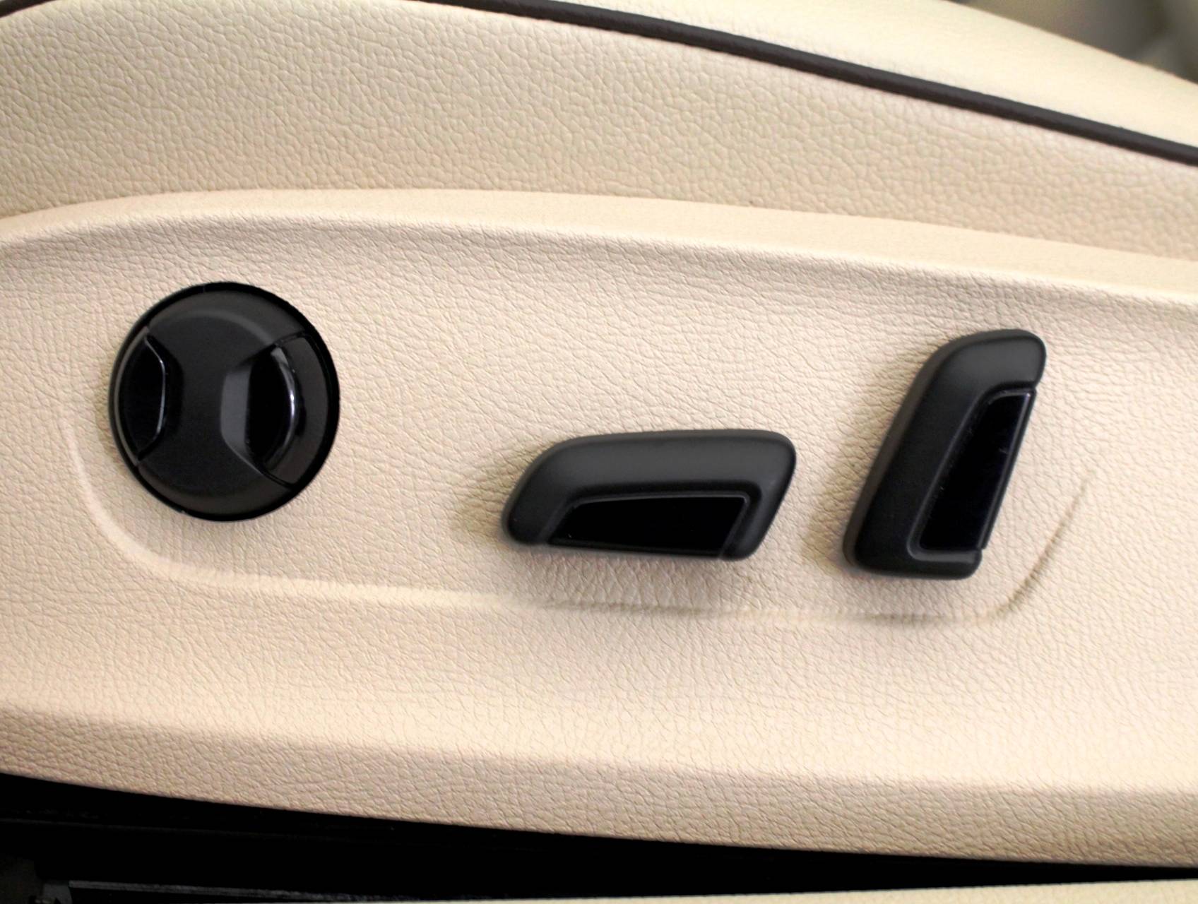 Florida Fine Cars - Used VOLKSWAGEN PASSAT 2016 HOLLYWOOD SE