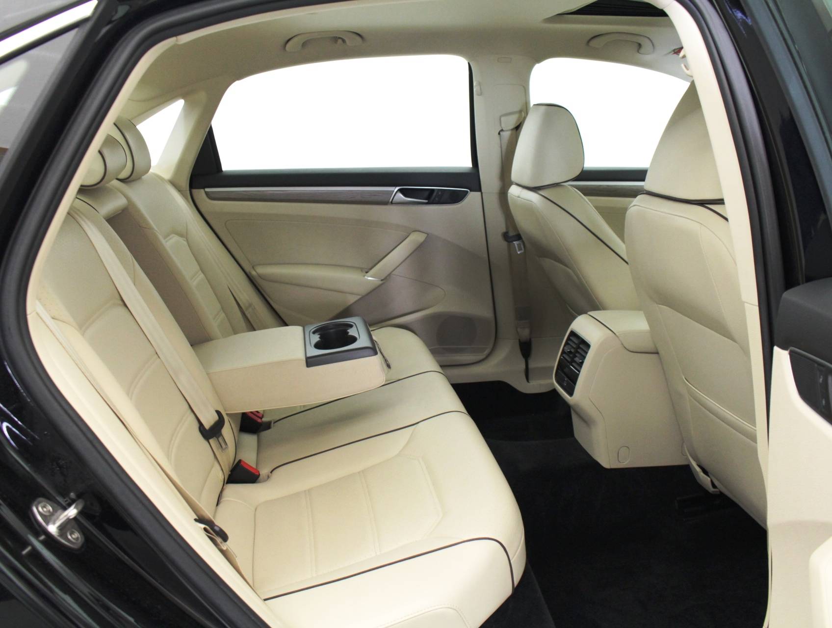 Florida Fine Cars - Used VOLKSWAGEN PASSAT 2016 HOLLYWOOD SE