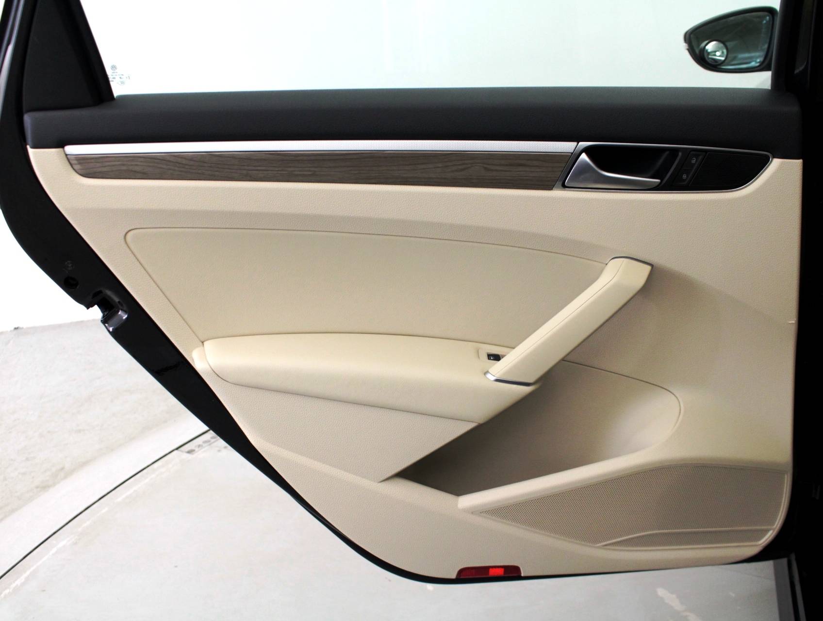 Florida Fine Cars - Used VOLKSWAGEN PASSAT 2016 HOLLYWOOD SE