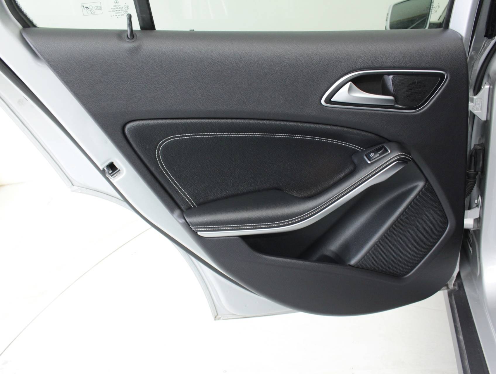 Florida Fine Cars - Used MERCEDES-BENZ GLA CLASS 2015 MIAMI GLA250 4MATIC