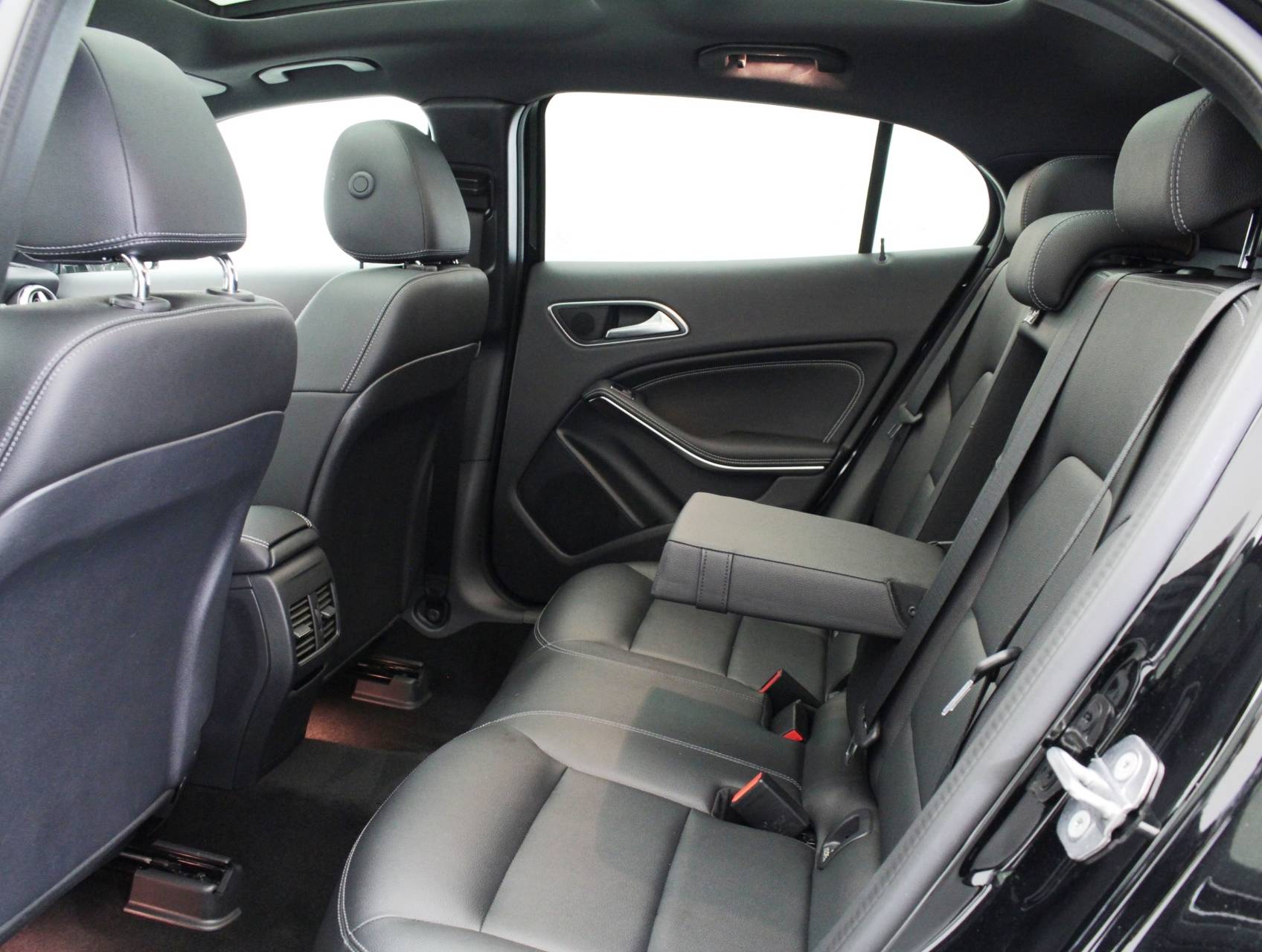 Florida Fine Cars - Used MERCEDES-BENZ GLA CLASS 2018 MIAMI GLA250