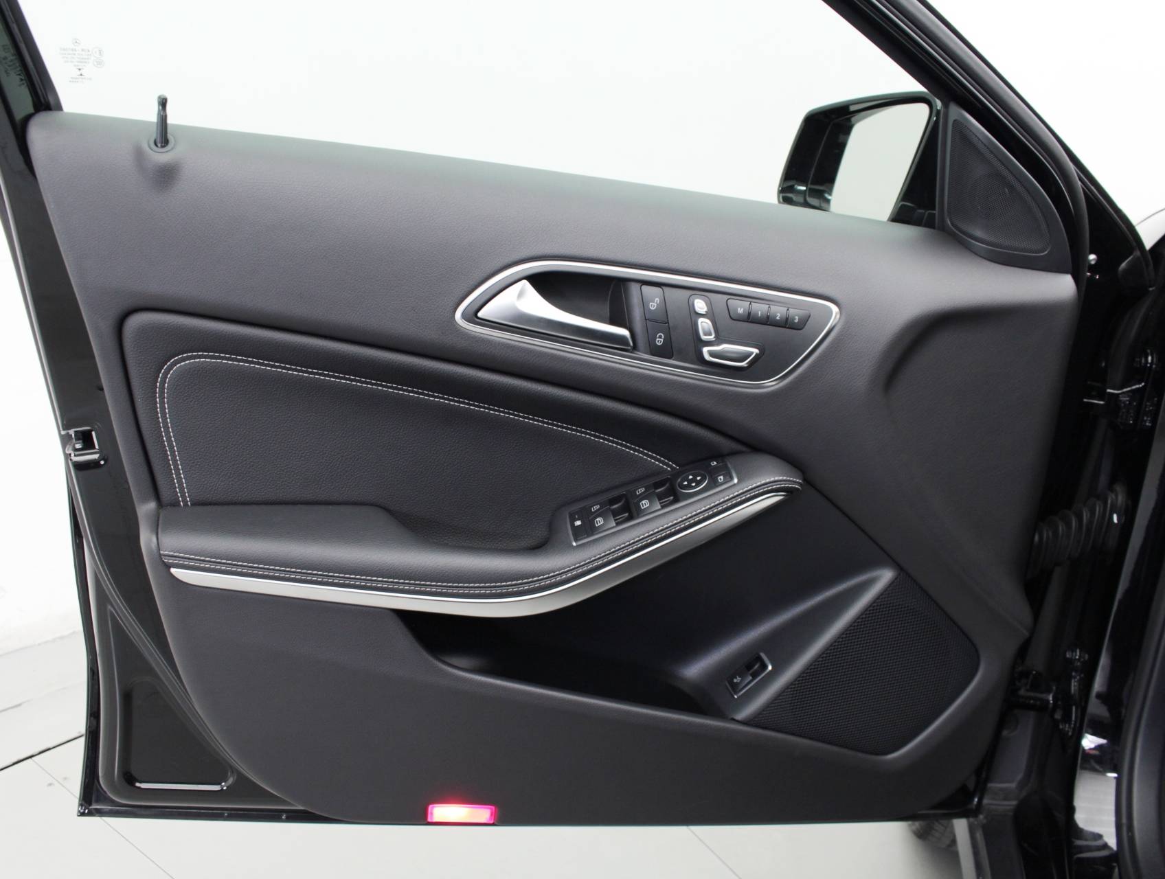 Florida Fine Cars - Used MERCEDES-BENZ GLA CLASS 2018 MIAMI GLA250