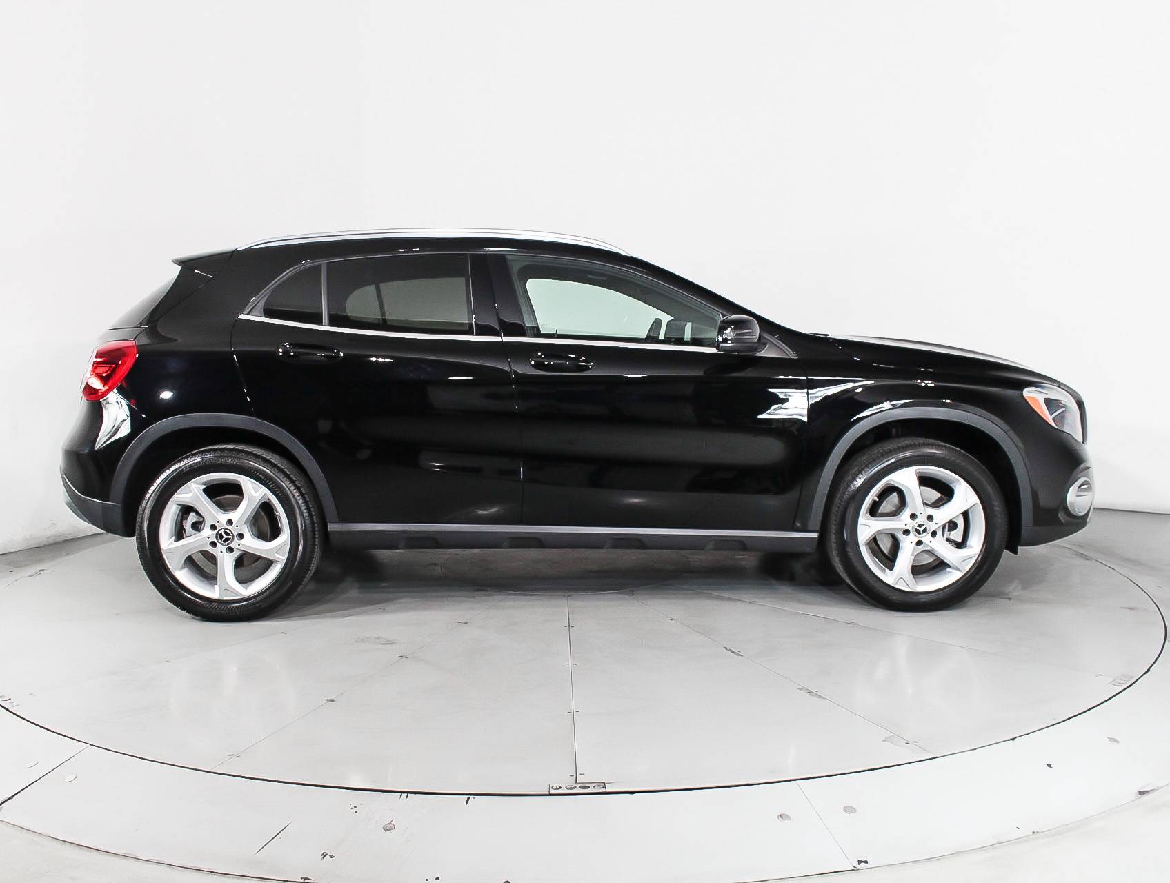 Florida Fine Cars - Used MERCEDES-BENZ GLA CLASS 2018 MIAMI GLA250