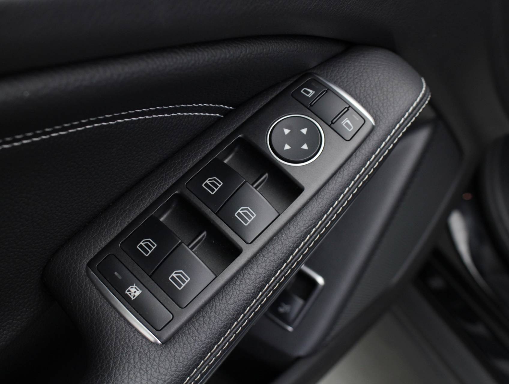 Florida Fine Cars - Used MERCEDES-BENZ GLA CLASS 2018 MIAMI GLA250