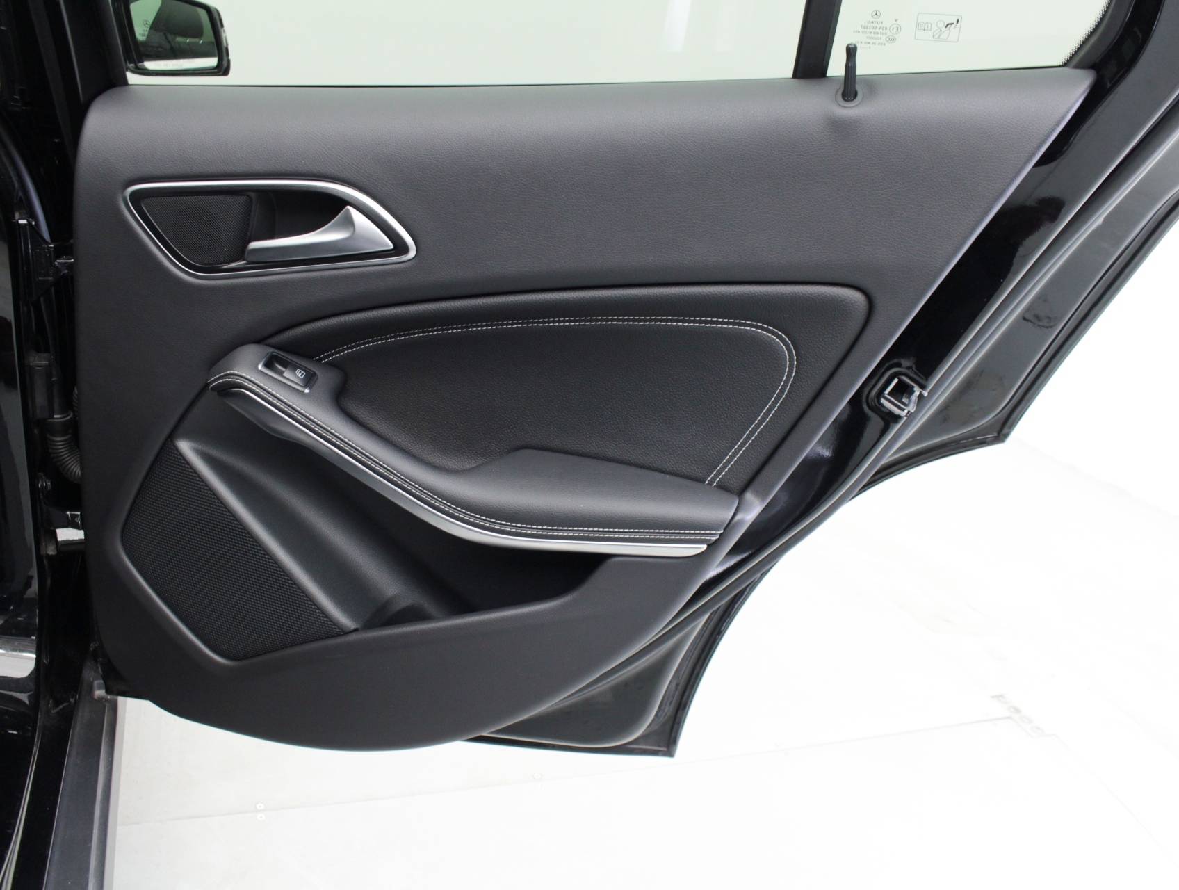 Florida Fine Cars - Used MERCEDES-BENZ GLA CLASS 2018 MIAMI GLA250