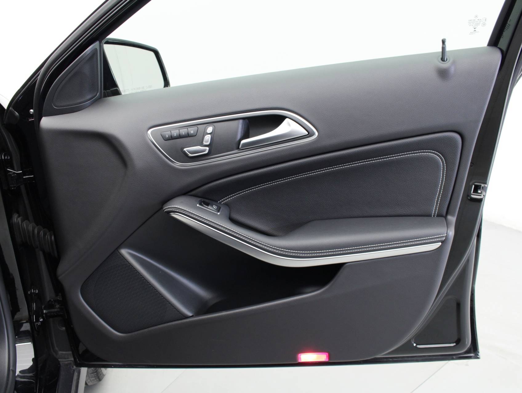 Florida Fine Cars - Used MERCEDES-BENZ GLA CLASS 2018 MIAMI GLA250