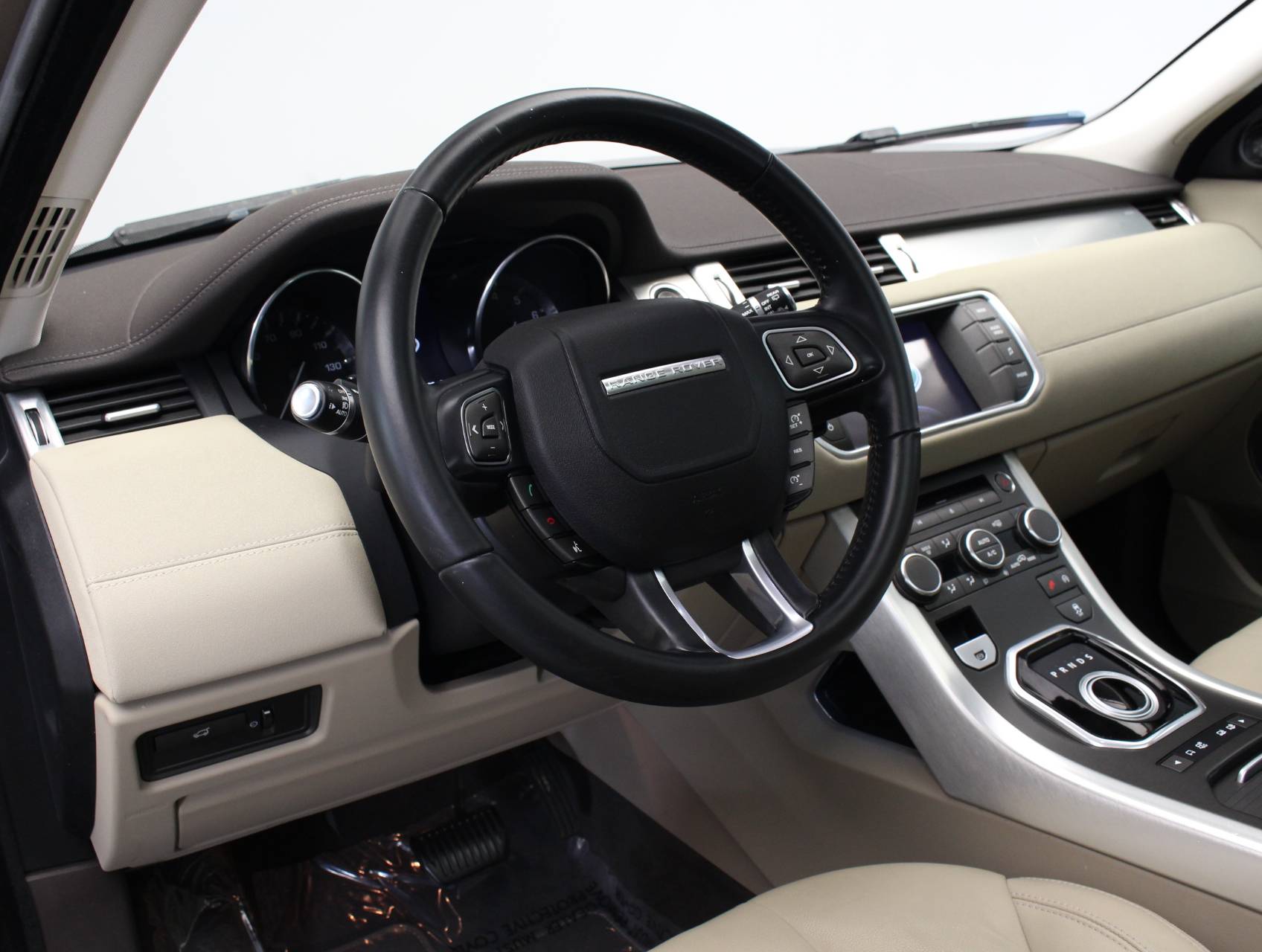 Florida Fine Cars - Used LAND ROVER RANGE ROVER EVOQUE 2015 MIAMI PURE PLUS