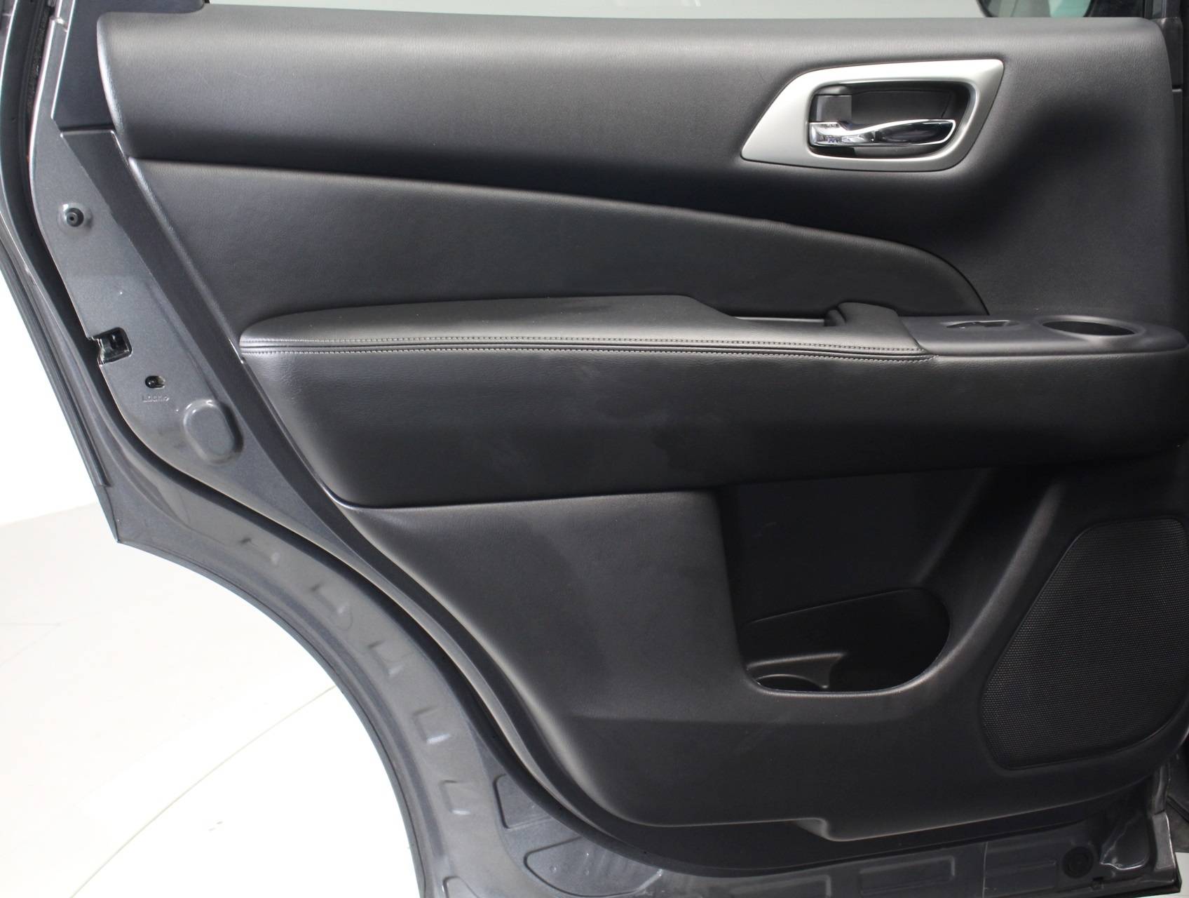 Florida Fine Cars - Used NISSAN PATHFINDER 2018 MIAMI Sv 4x4