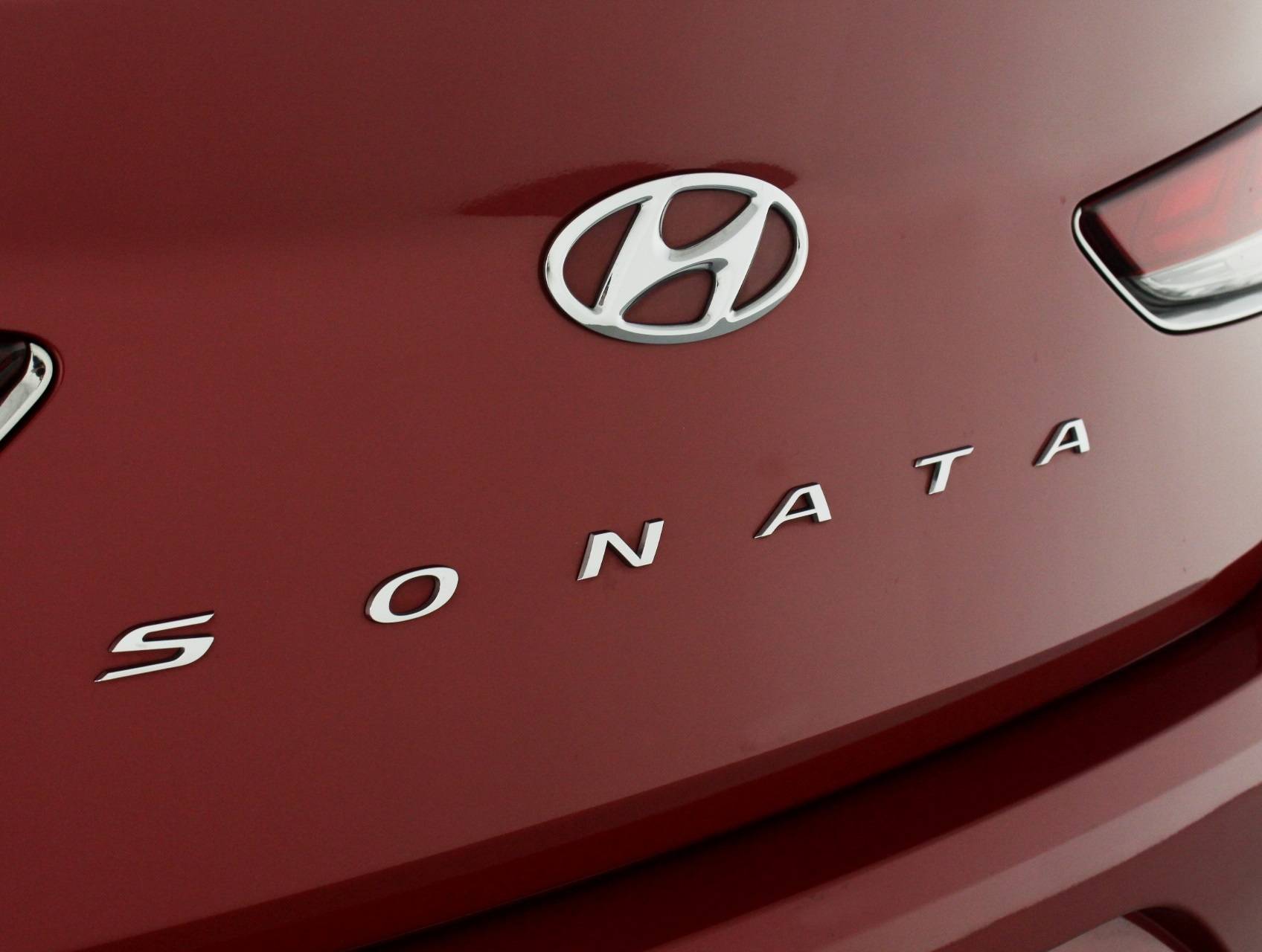 Florida Fine Cars - Used HYUNDAI SONATA 2018 WEST PALM Sel