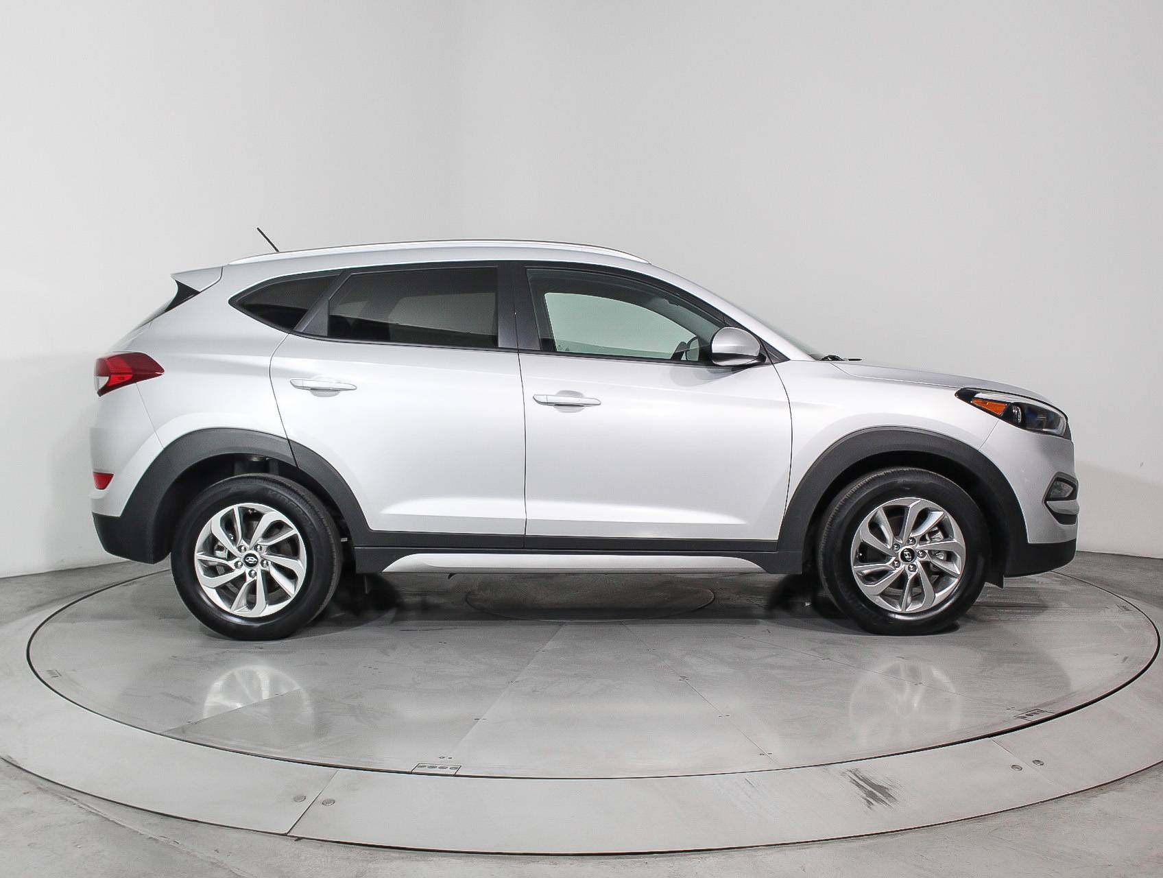 Florida Fine Cars - Used HYUNDAI TUCSON 2017 MIAMI Se