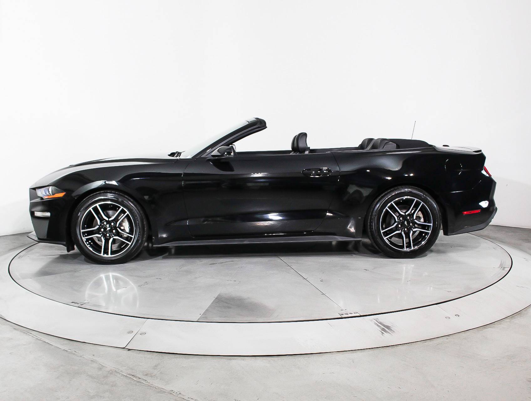 Florida Fine Cars - Used FORD MUSTANG 2018 HOLLYWOOD Ecoboost Premium