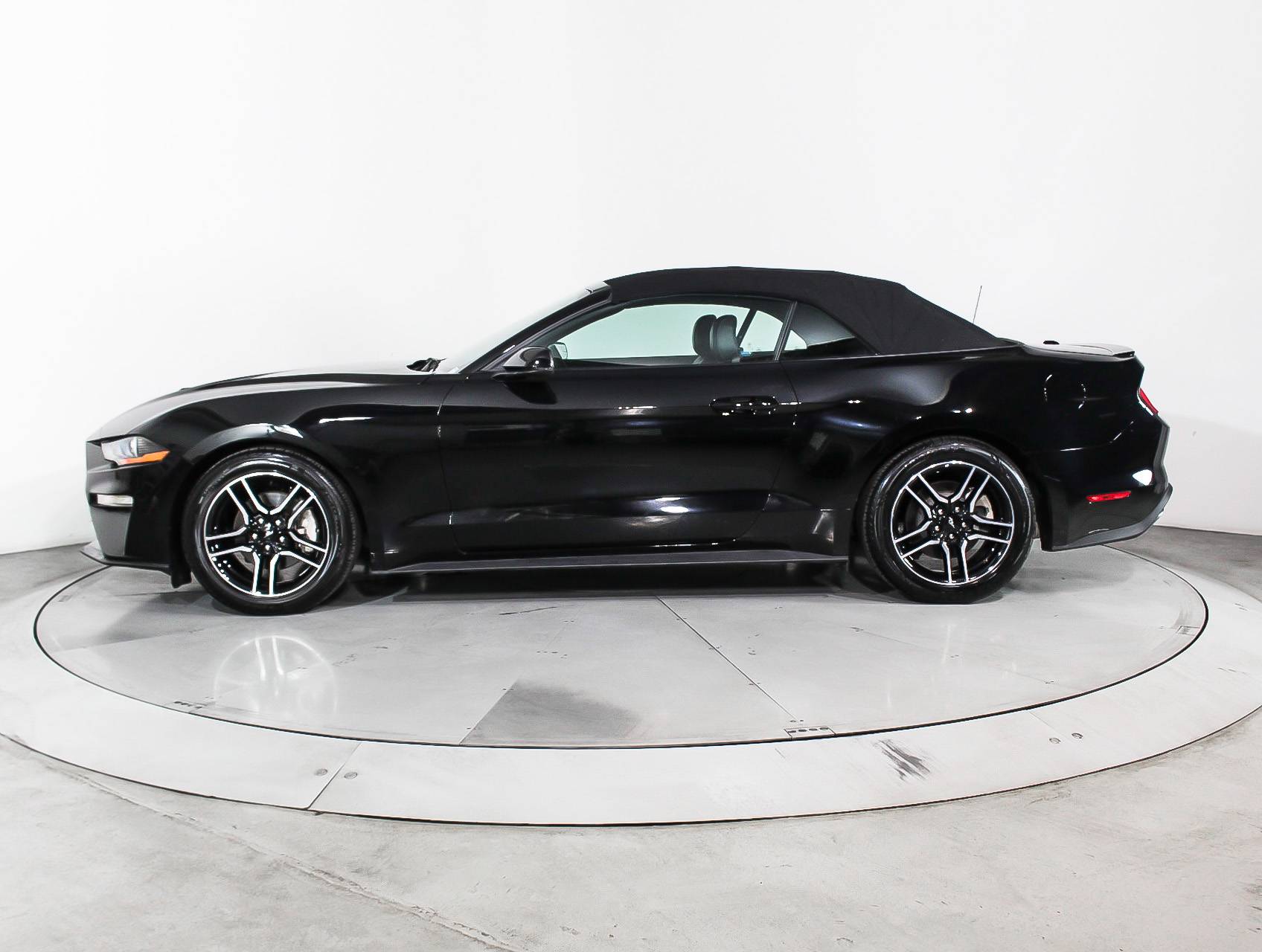 Florida Fine Cars - Used FORD MUSTANG 2018 HOLLYWOOD Ecoboost Premium