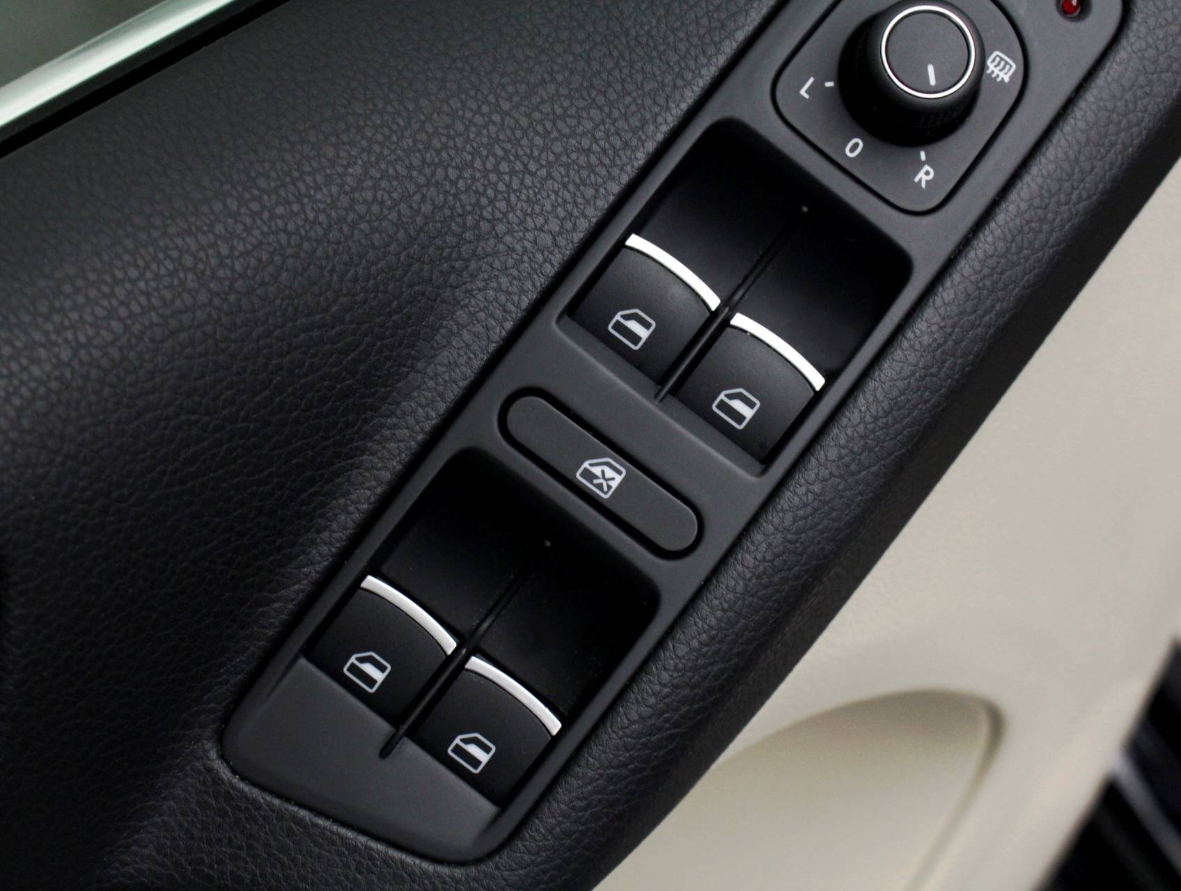 Florida Fine Cars - Used VOLKSWAGEN TIGUAN 2016 WEST PALM R-Line