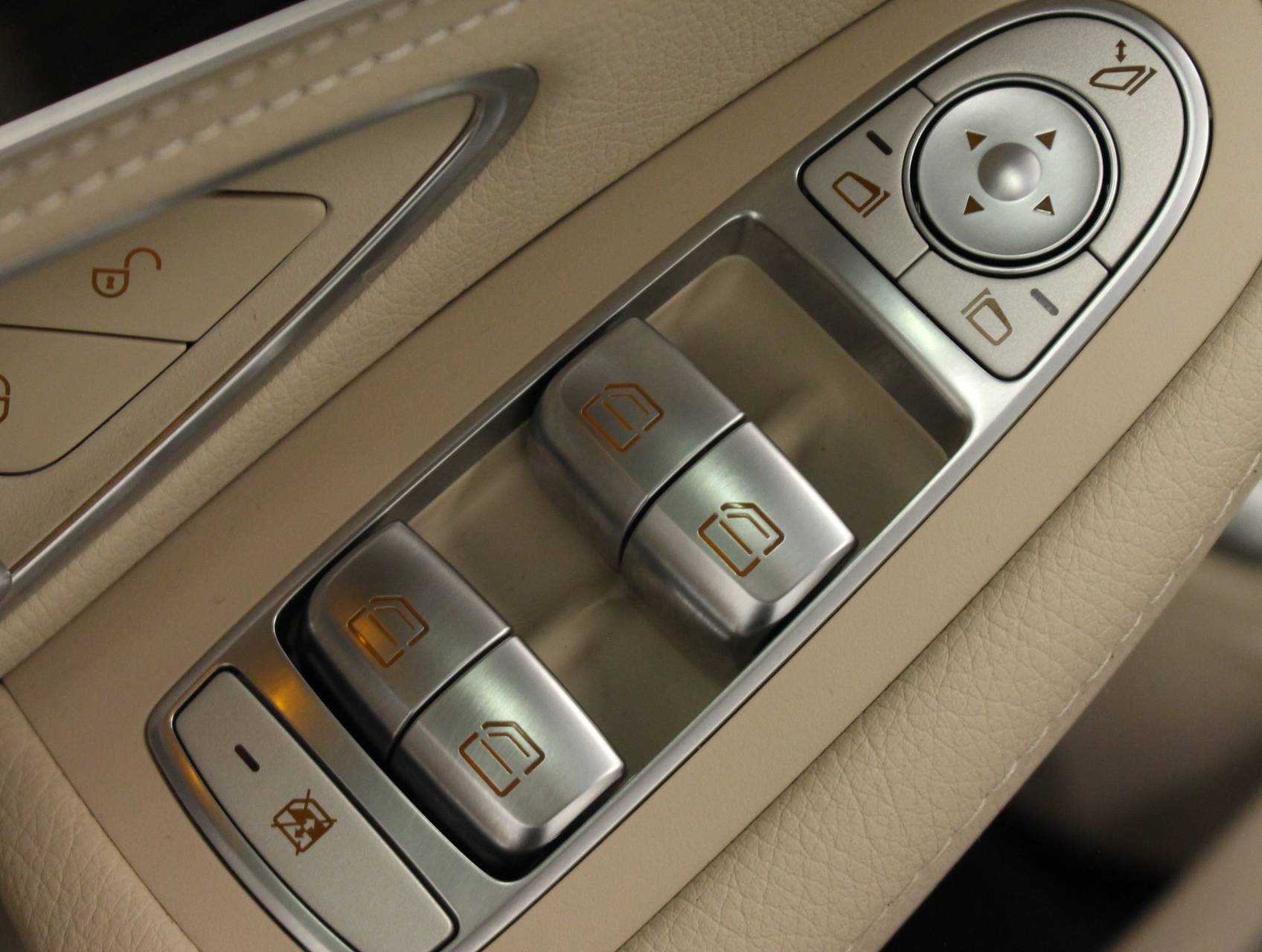 Florida Fine Cars - Used MERCEDES-BENZ C CLASS 2015 WEST PALM C300