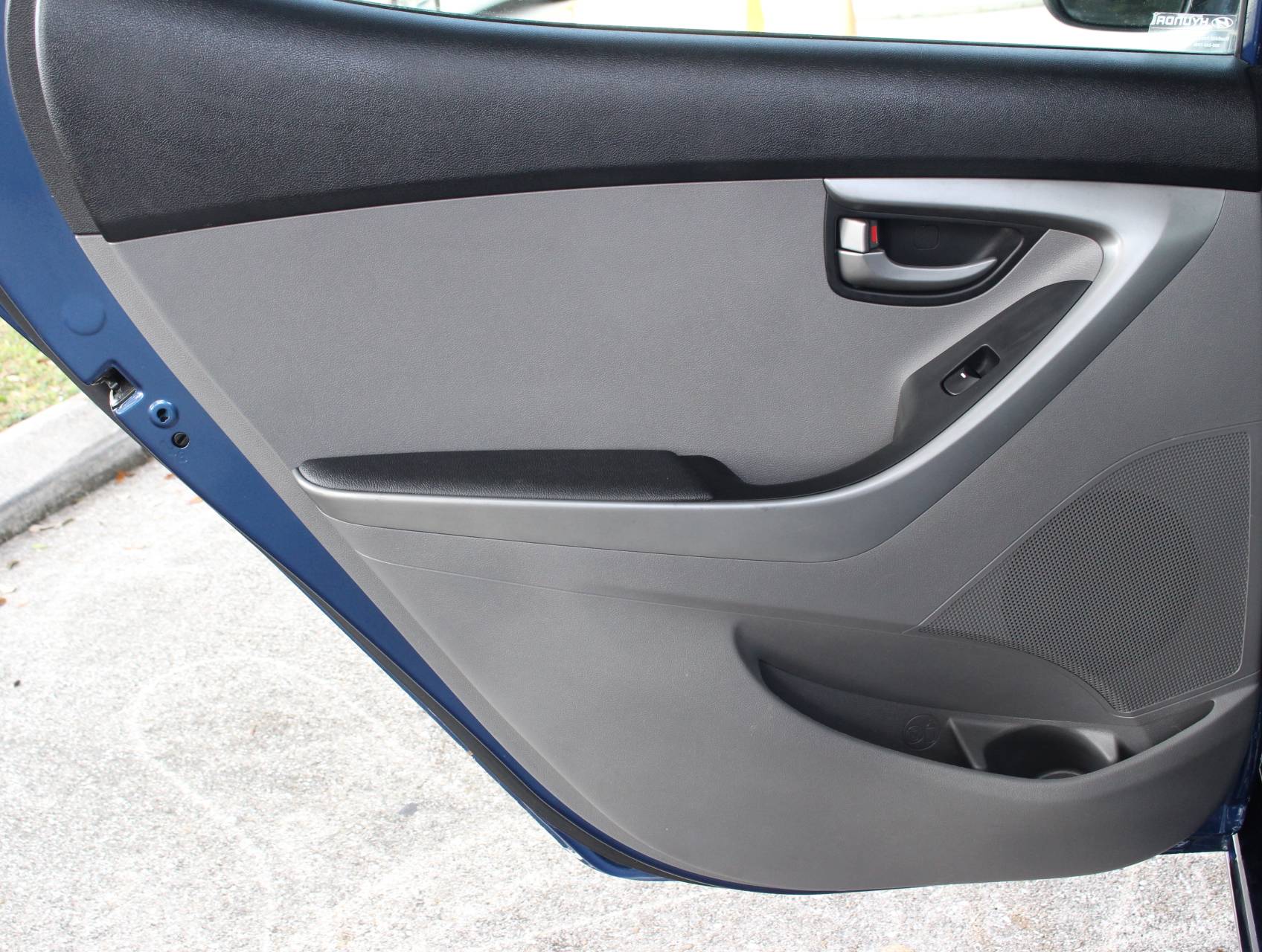 Florida Fine Cars - Used HYUNDAI ELANTRA 2015 MIAMI Se