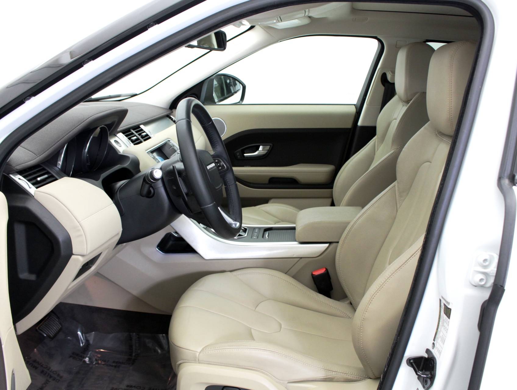 Florida Fine Cars - Used LAND ROVER RANGE ROVER EVOQUE 2015 MIAMI PURE PLUS