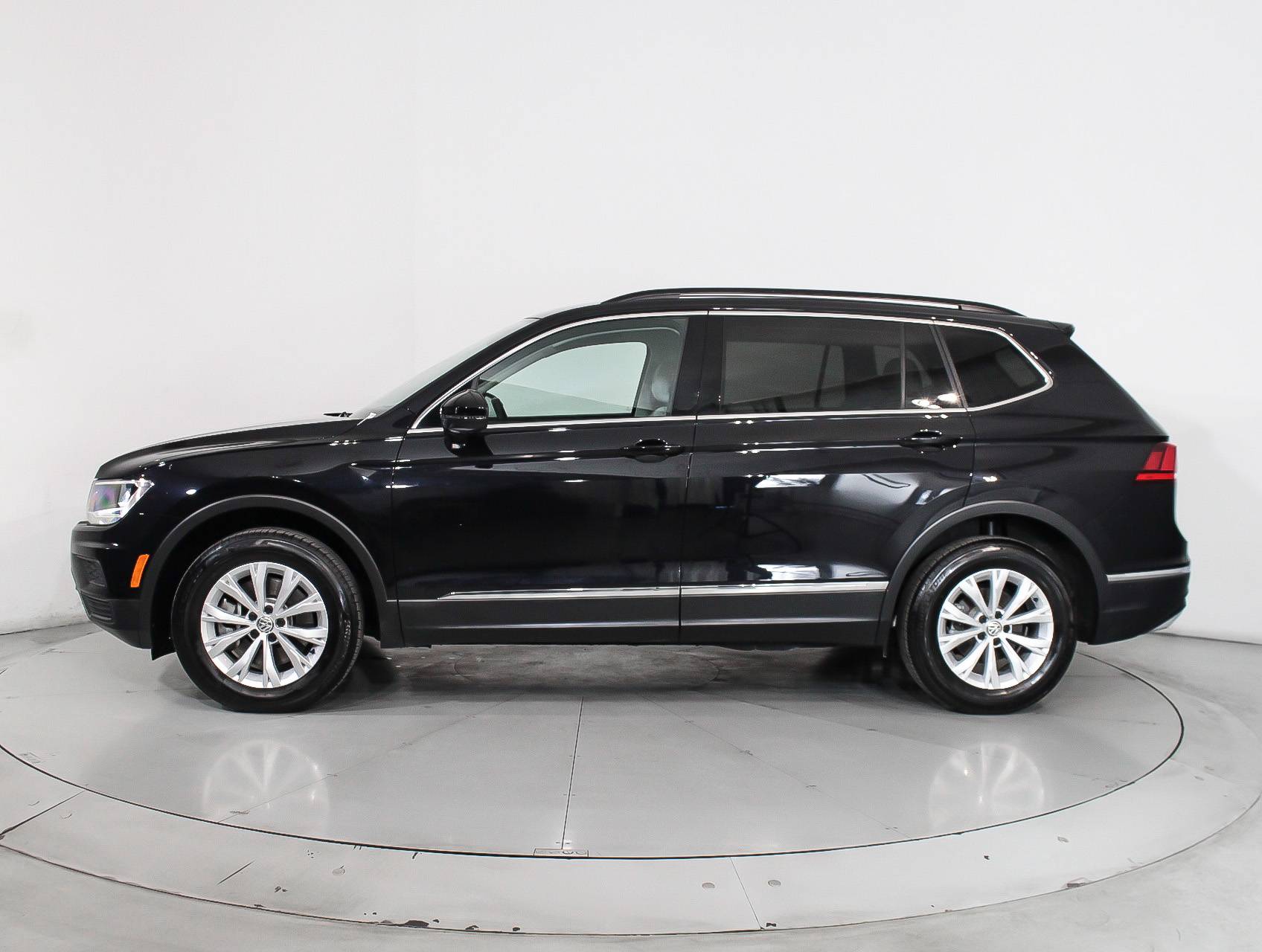 Florida Fine Cars - Used VOLKSWAGEN TIGUAN 2018 MIAMI 2.0t Se