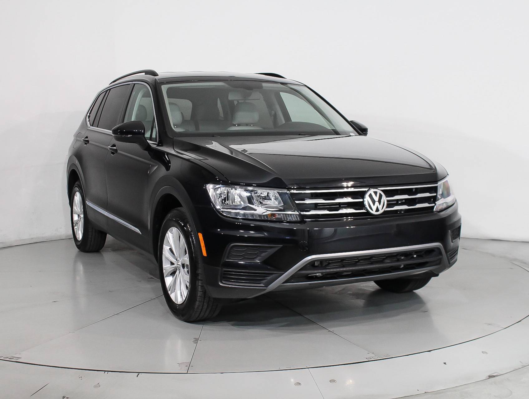 Florida Fine Cars - Used VOLKSWAGEN TIGUAN 2018 MIAMI 2.0t Se