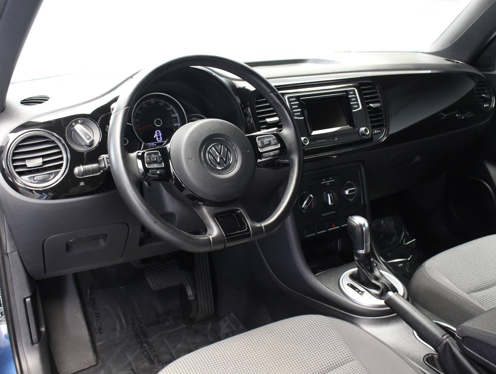 Florida Fine Cars - Used VOLKSWAGEN BEETLE 2018 WEST PALM COAST