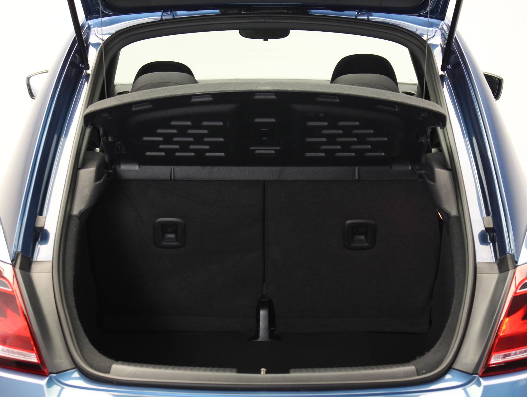 Florida Fine Cars - Used VOLKSWAGEN BEETLE 2018 WEST PALM COAST