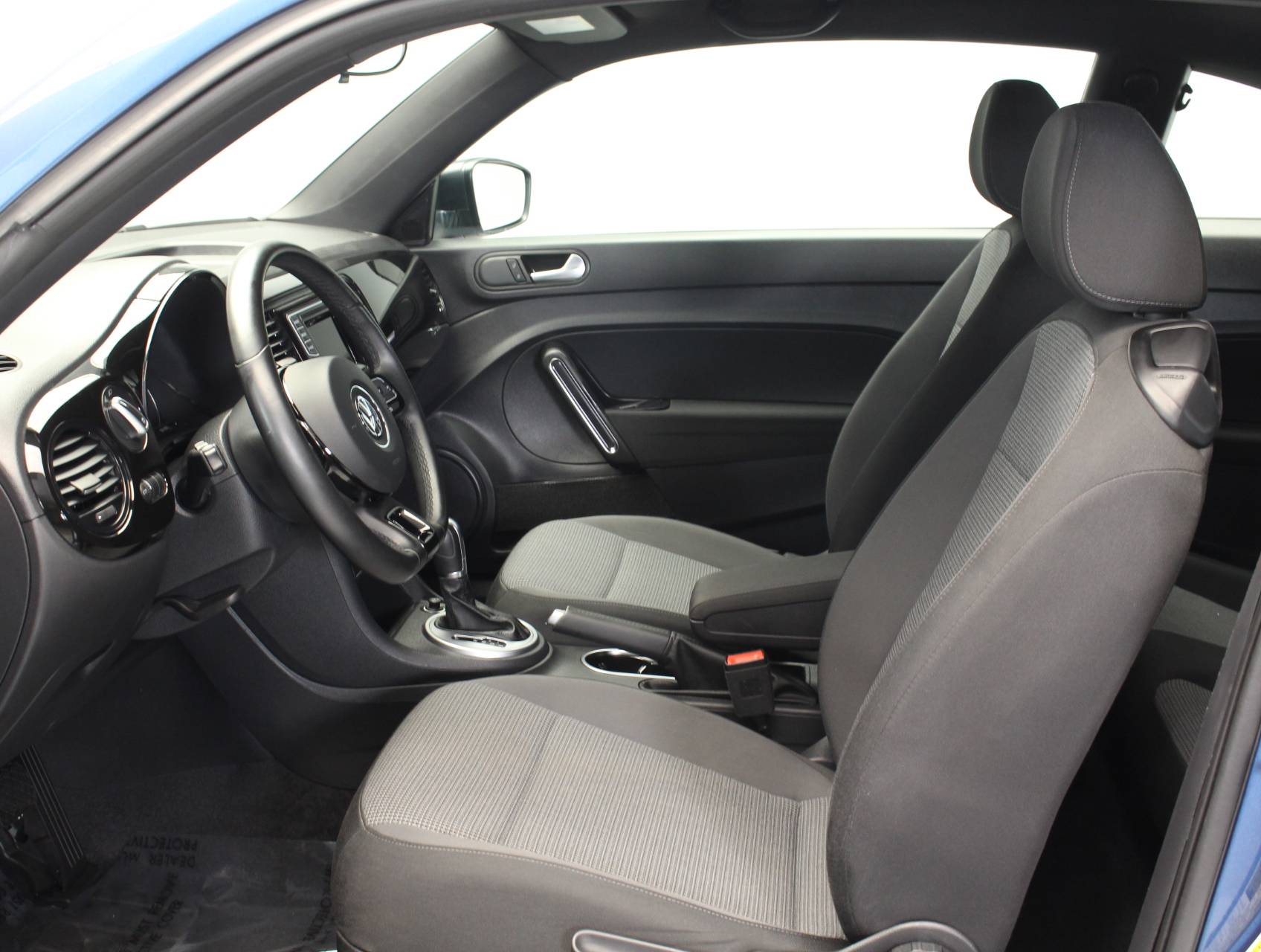 Florida Fine Cars - Used VOLKSWAGEN BEETLE 2018 WEST PALM COAST