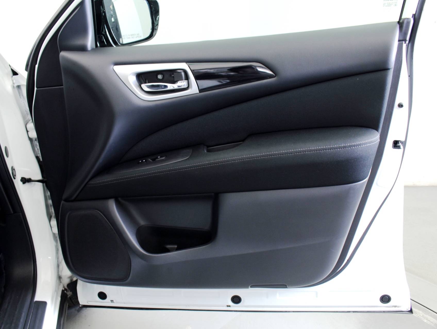 Florida Fine Cars - Used NISSAN PATHFINDER 2017 HOLLYWOOD Sv