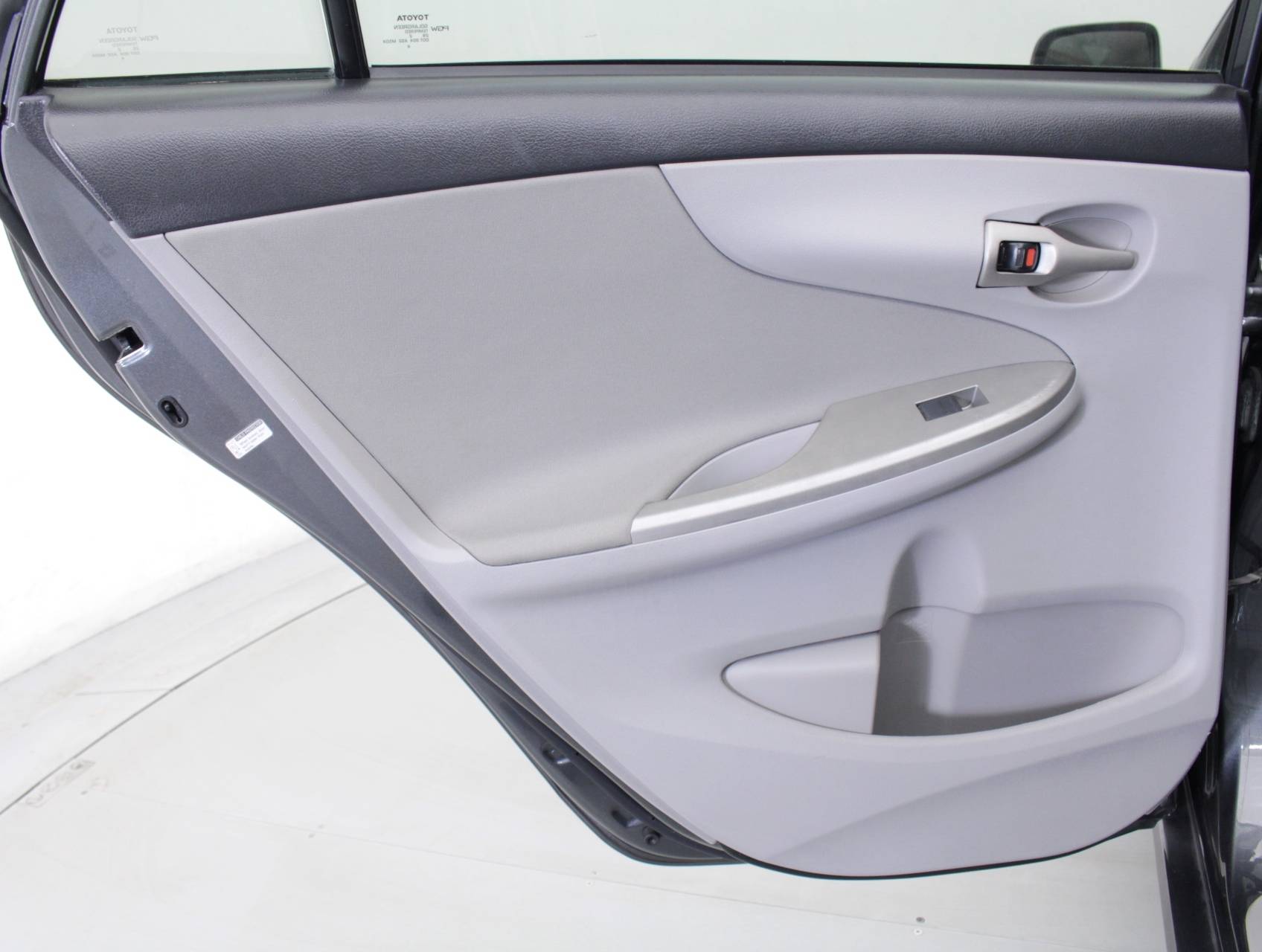 Florida Fine Cars - Used TOYOTA COROLLA 2012 HOLLYWOOD Le