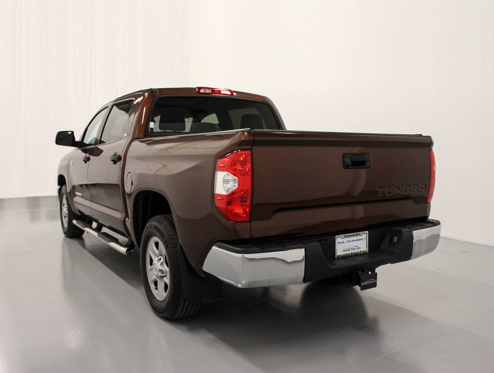 Florida Fine Cars - Used TOYOTA TUNDRA 2017 MIAMI Sr5 Crewmax