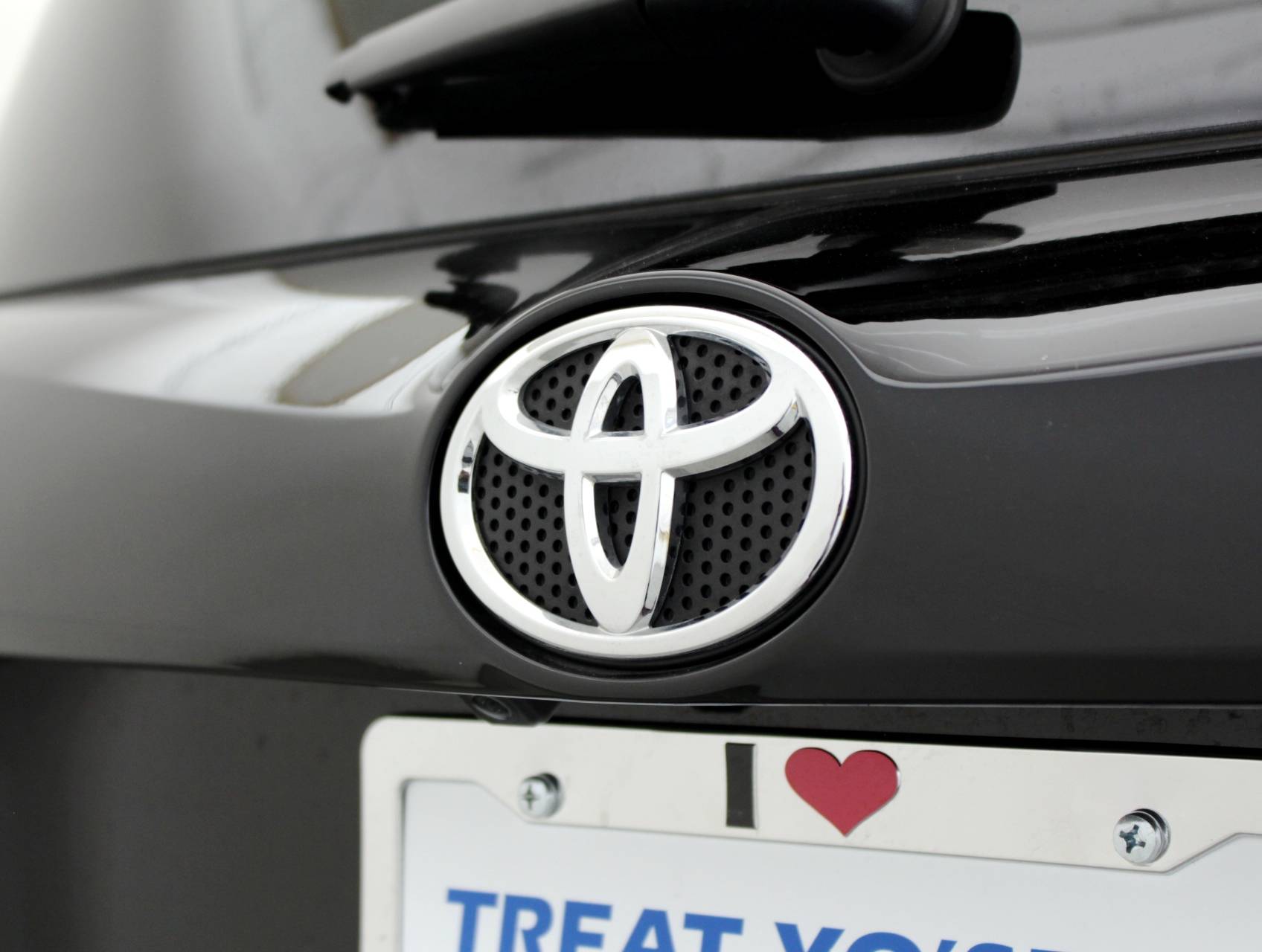 Florida Fine Cars - Used TOYOTA RAV4 2018 HOLLYWOOD LE