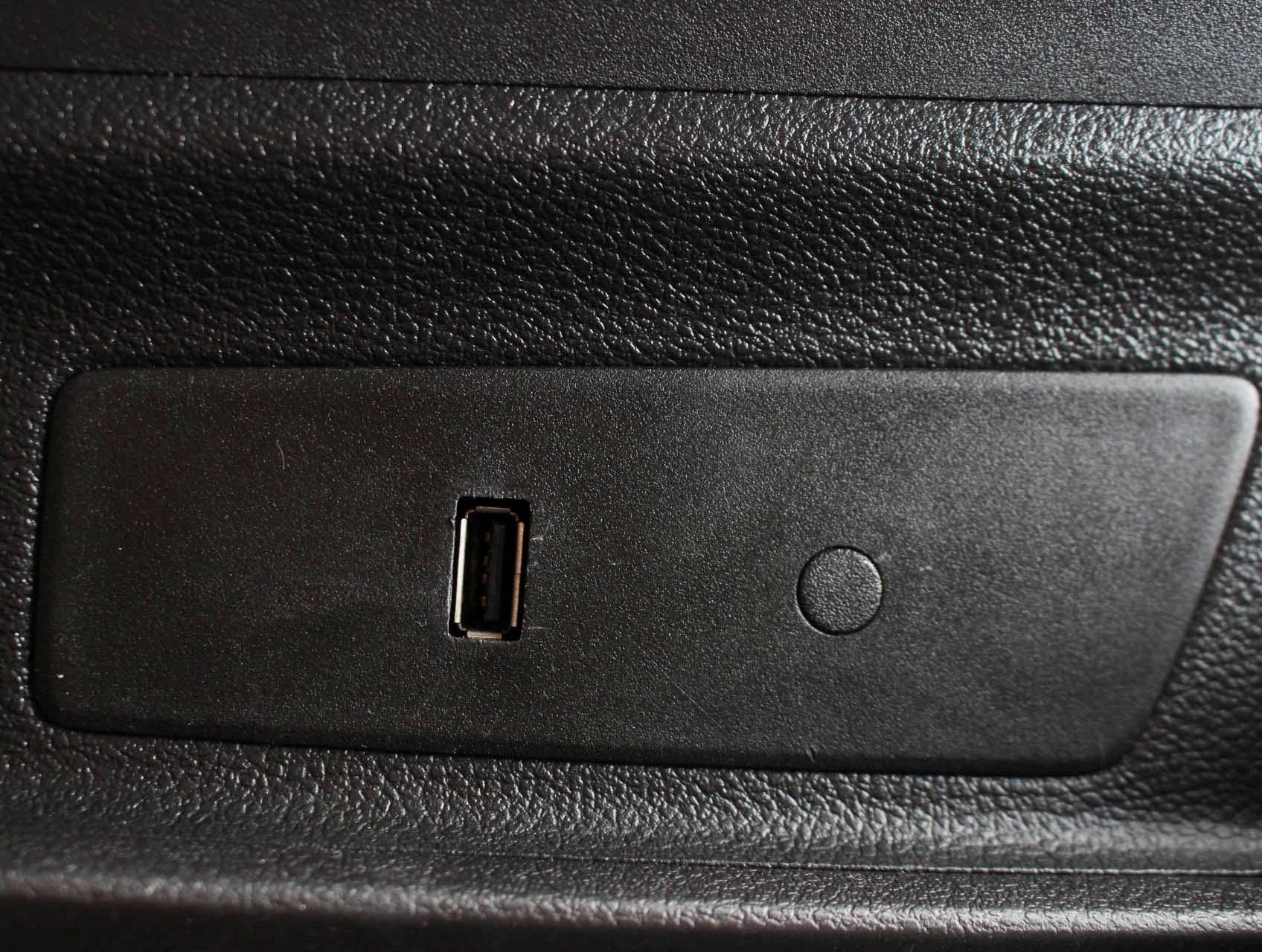 Florida Fine Cars - Used FORD TRANSIT WAGON 2017 MIAMI Xlt