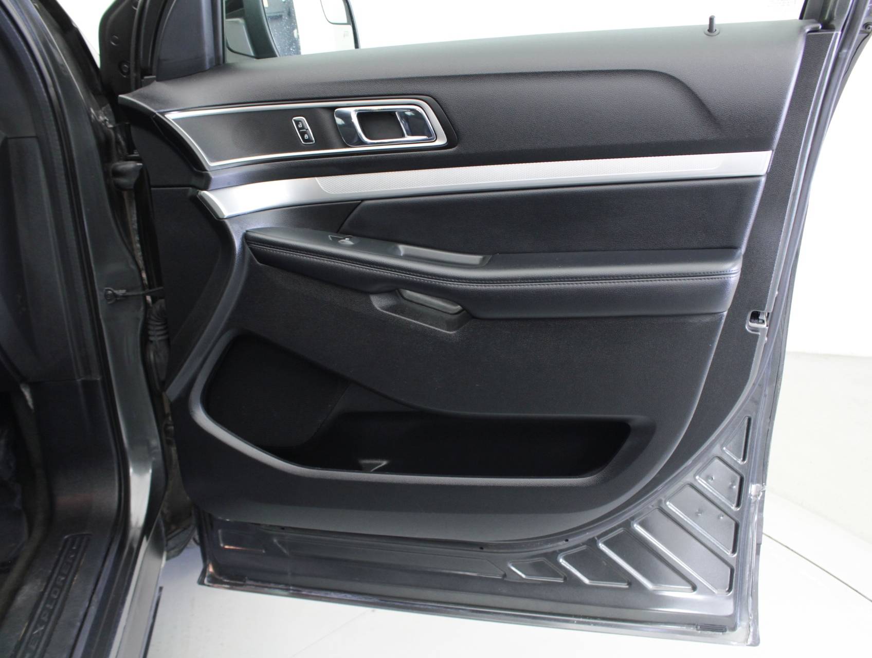 Florida Fine Cars - Used FORD EXPLORER 2017 MARGATE Xlt 4x4