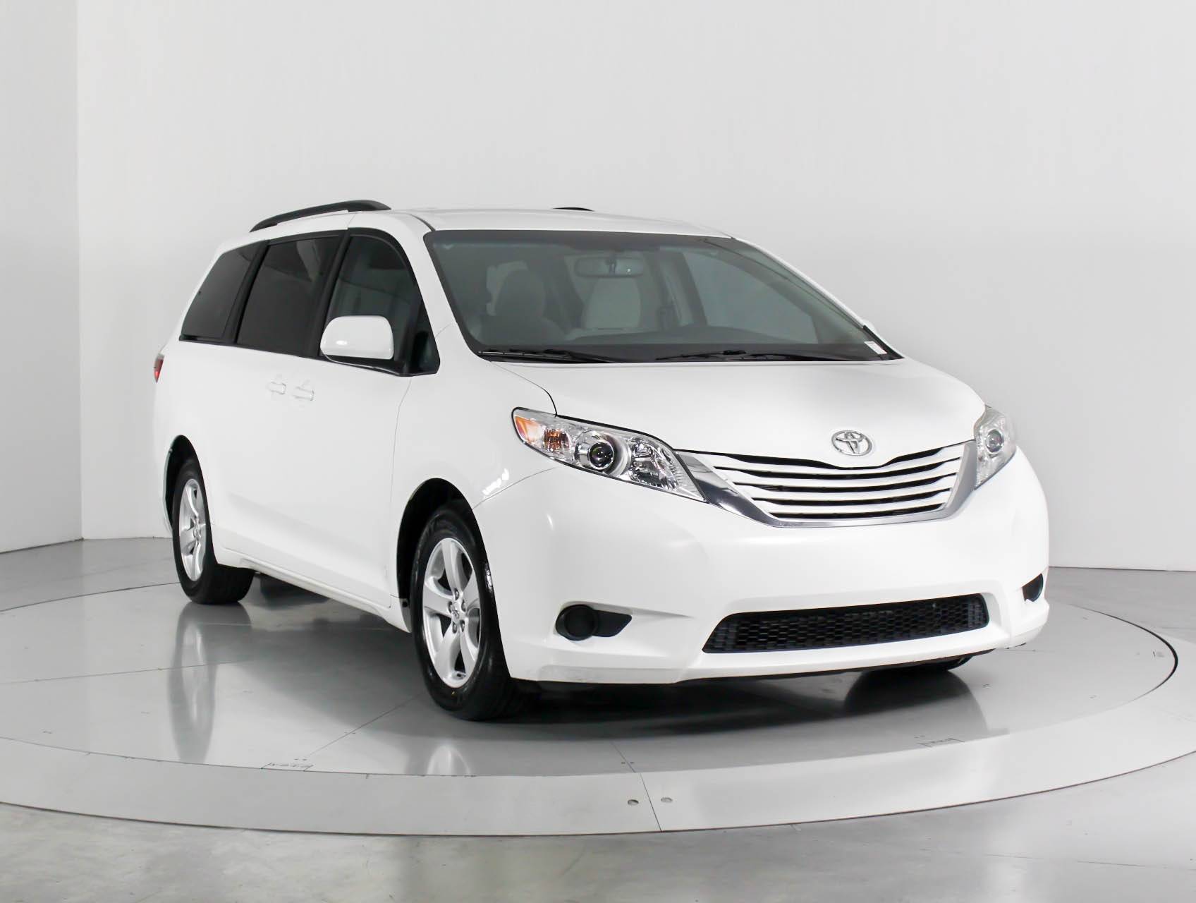 Florida Fine Cars - Used TOYOTA SIENNA 2015 WEST PALM Le