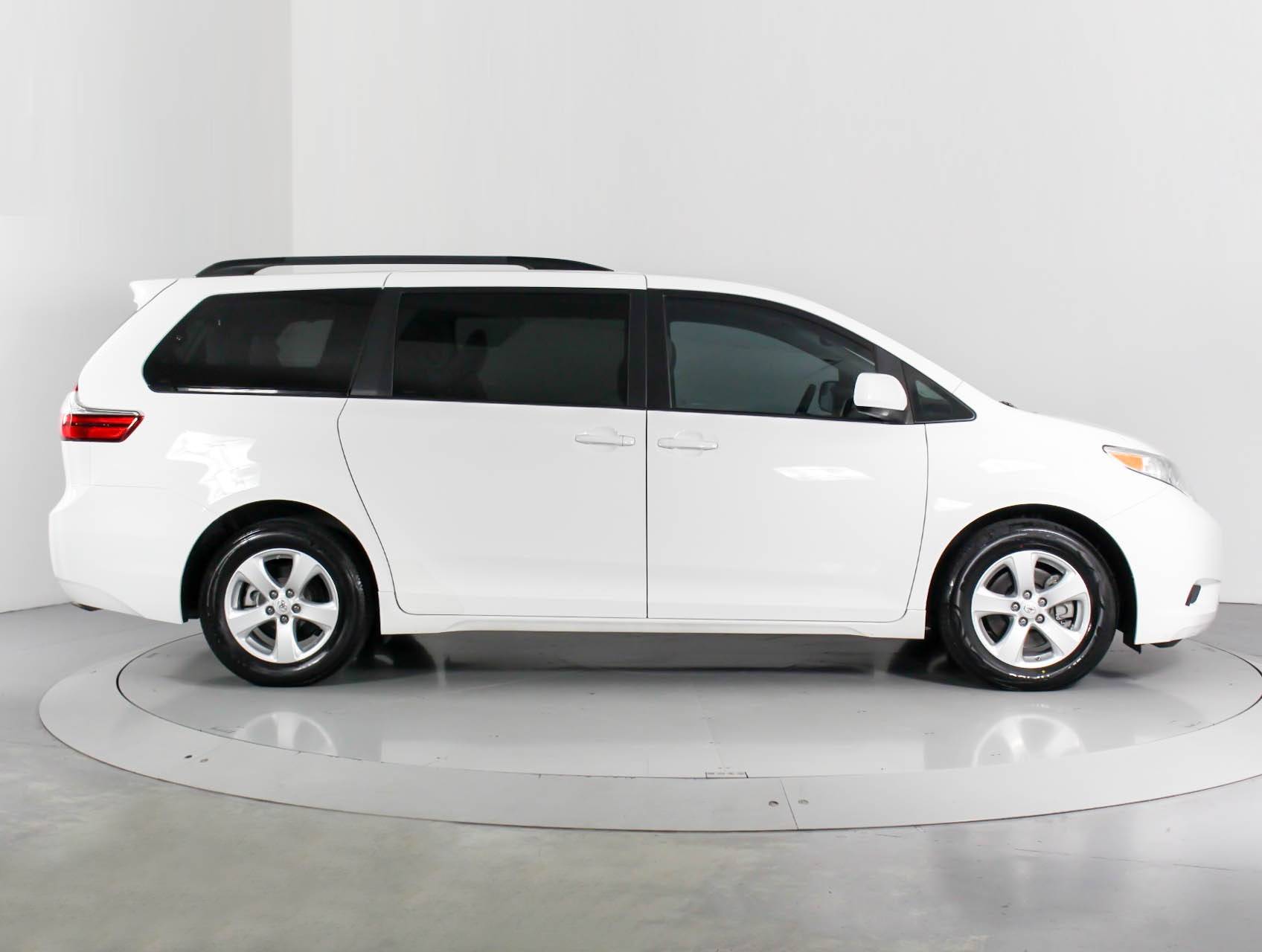 Florida Fine Cars - Used TOYOTA SIENNA 2015 WEST PALM Le
