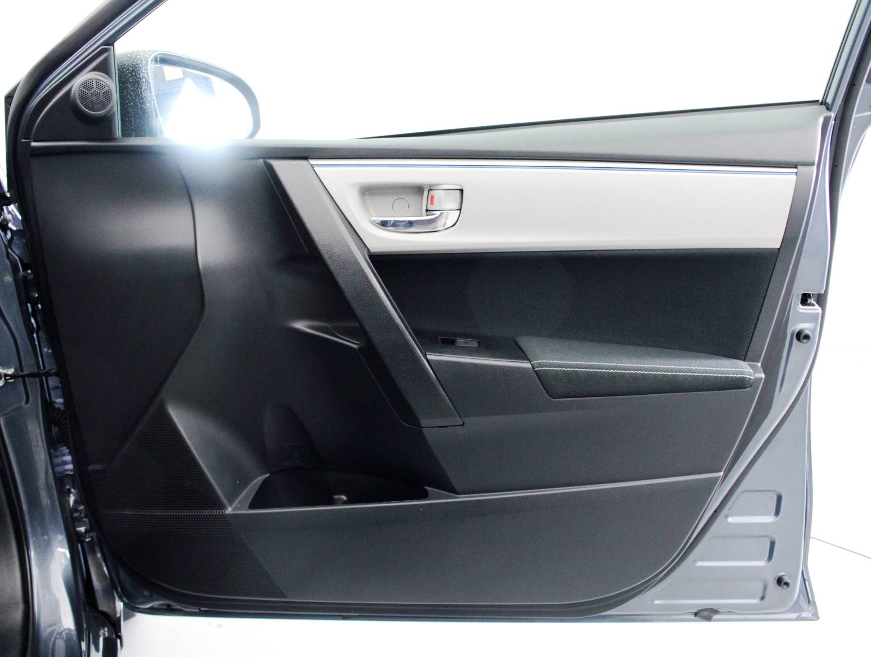 Florida Fine Cars - Used TOYOTA COROLLA 2016 MIAMI Le