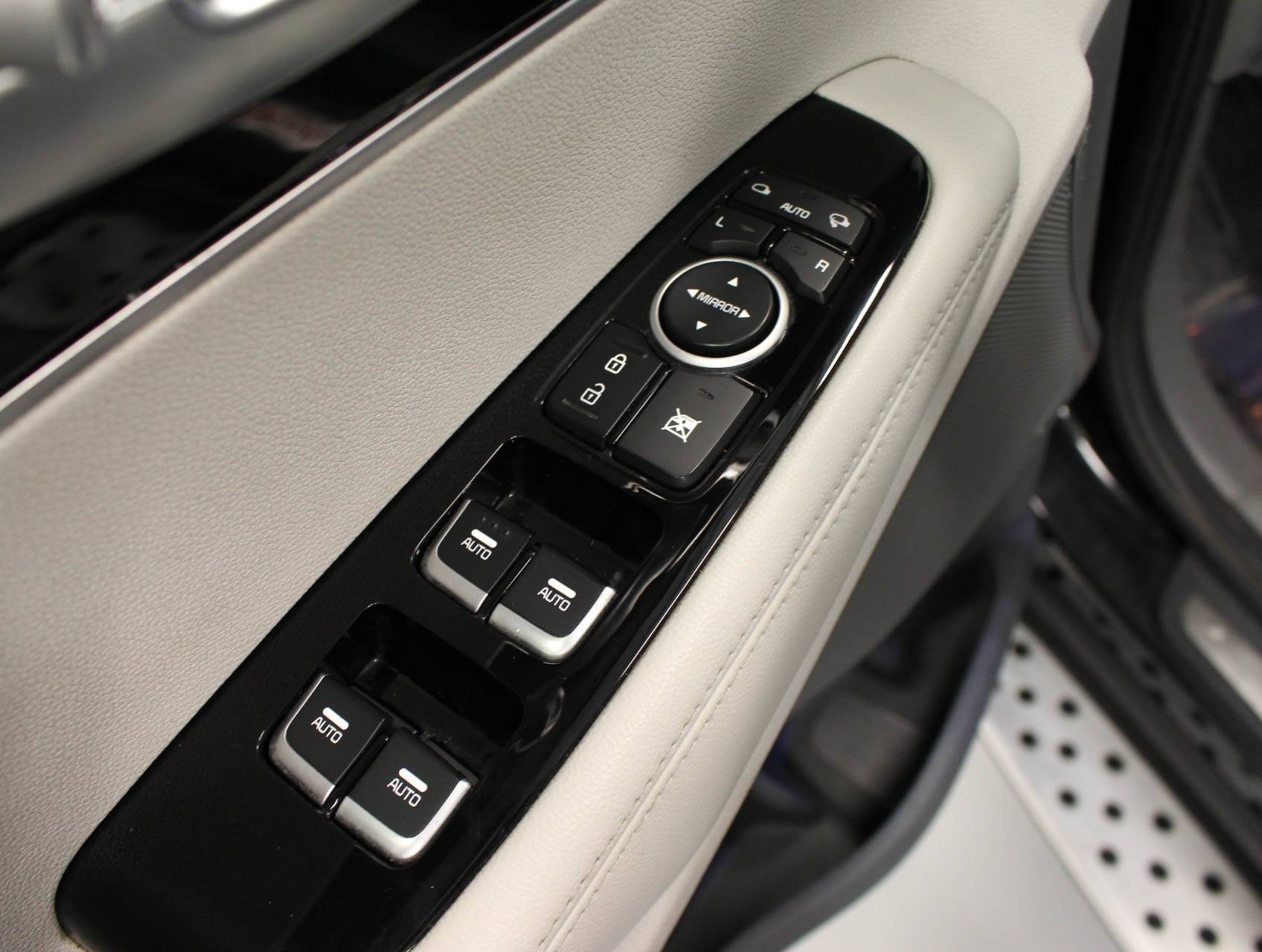 Florida Fine Cars - Used KIA SORENTO 2017 MIAMI Sx