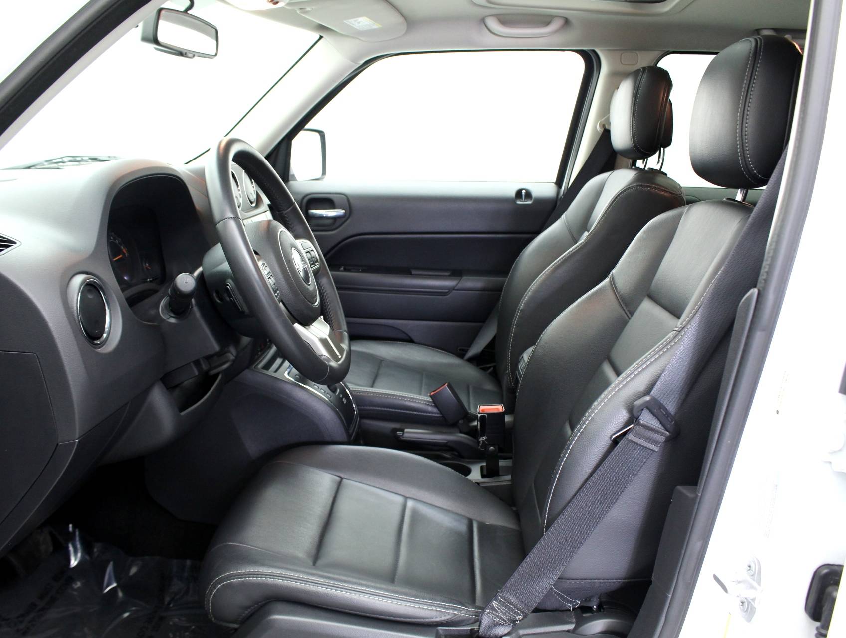 Florida Fine Cars - Used JEEP PATRIOT 2015 MIAMI High Altitude 4x4