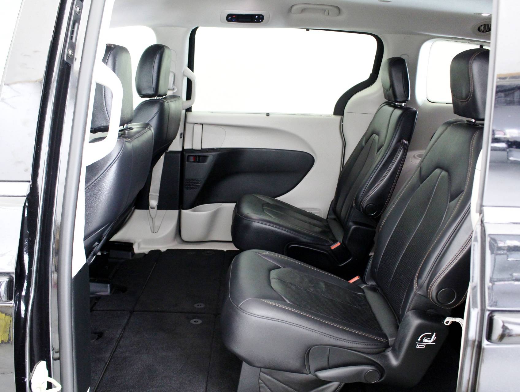 Florida Fine Cars - Used CHRYSLER PACIFICA 2018 HOLLYWOOD TOURING L