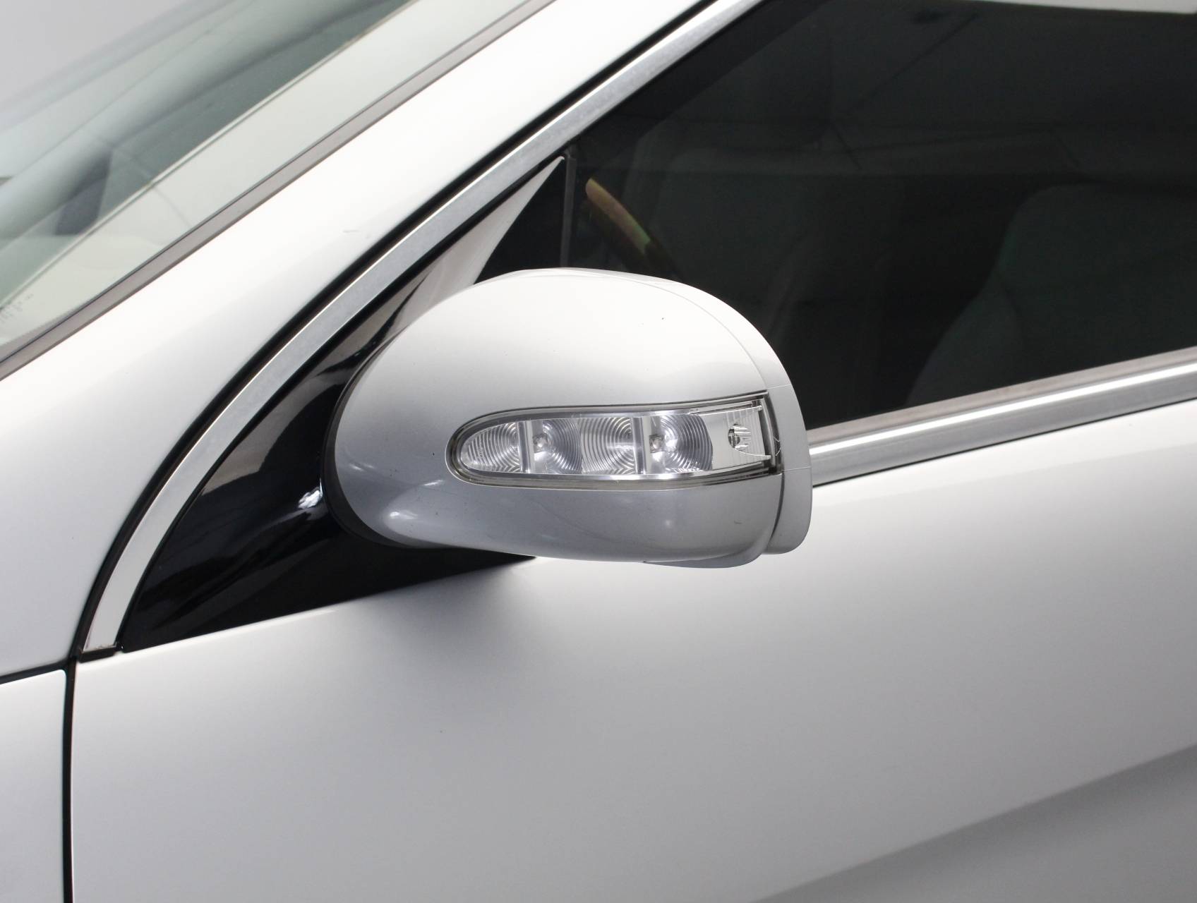 Florida Fine Cars - Used MERCEDES-BENZ R CLASS 2006 WEST PALM R350 4MATIC