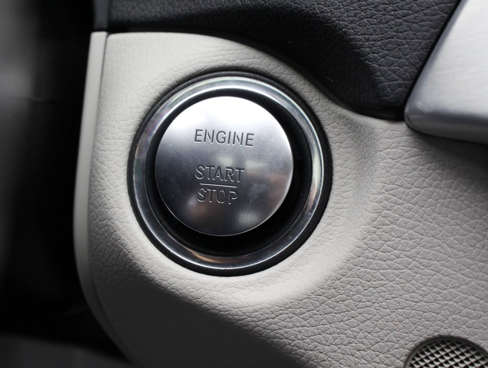 Florida Fine Cars - Used MERCEDES-BENZ C CLASS 2013 WEST PALM C250