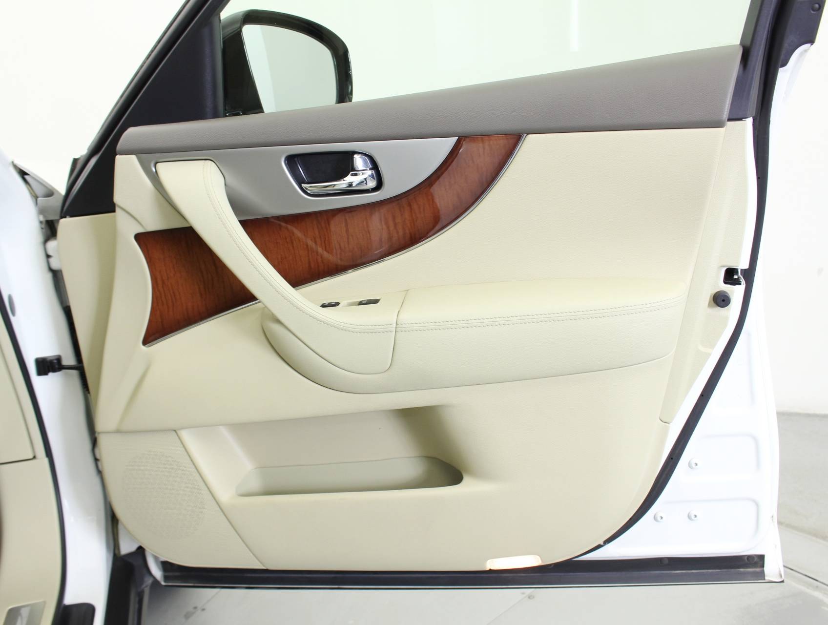 Florida Fine Cars - Used INFINITI QX70 2014 MIAMI 