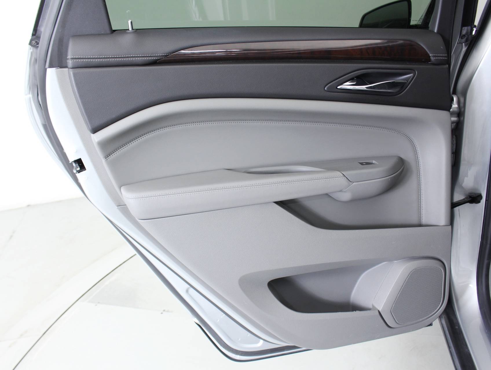 Florida Fine Cars - Used CADILLAC SRX 2011 MIAMI PERFORMANCE