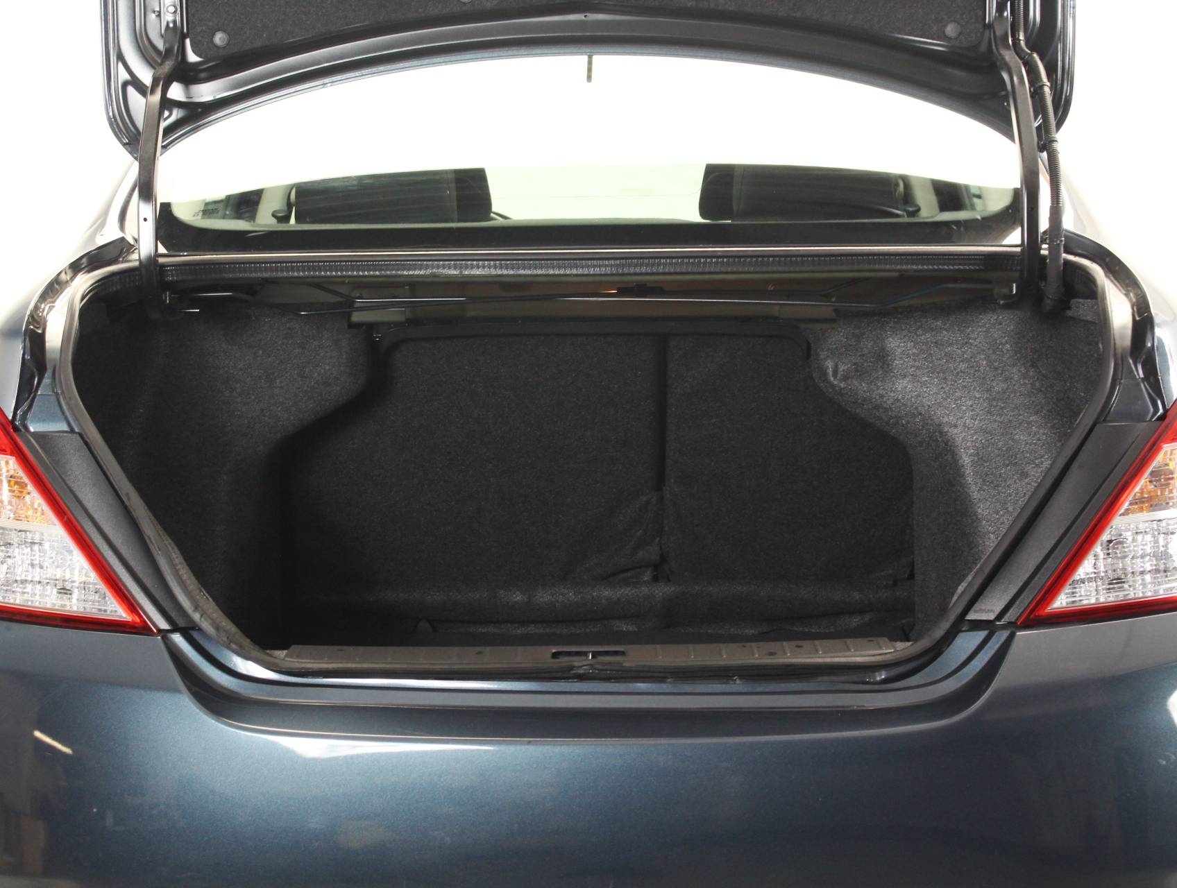 Florida Fine Cars - Used NISSAN VERSA 2017 WEST PALM Sv