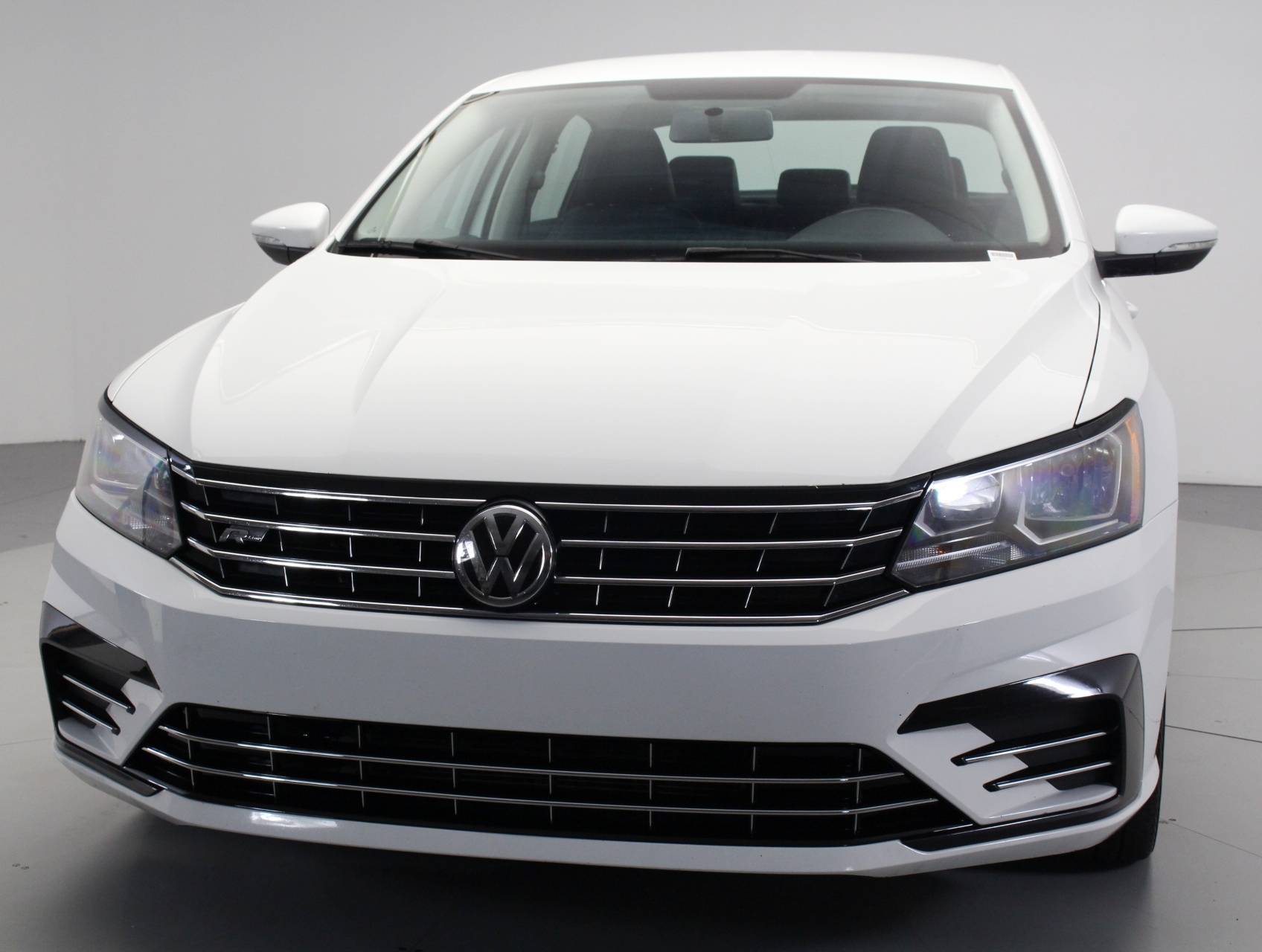 Florida Fine Cars - Used VOLKSWAGEN PASSAT 2017 WEST PALM 1.8T R-LINE