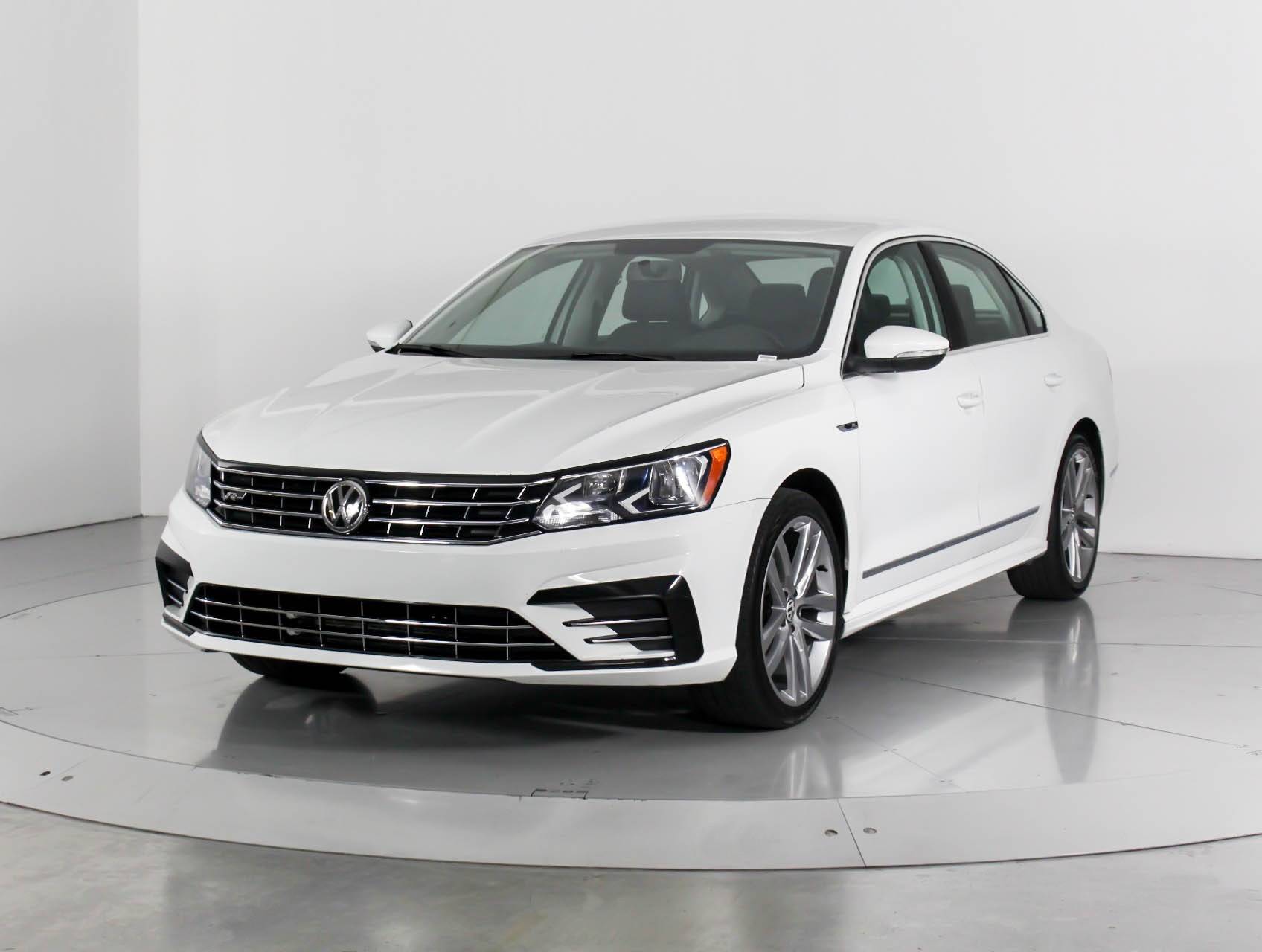 Florida Fine Cars - Used VOLKSWAGEN PASSAT 2017 WEST PALM 1.8T R-LINE