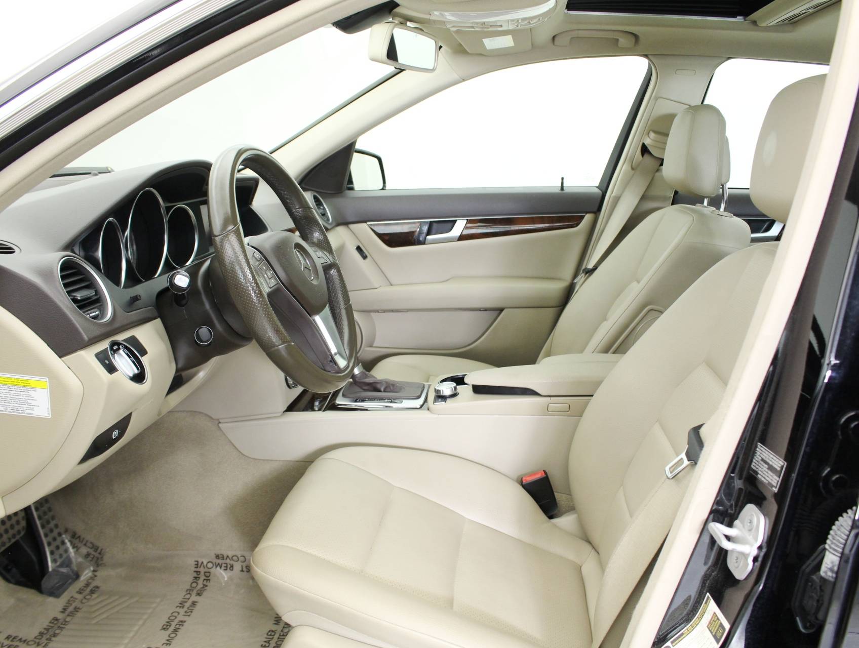 Florida Fine Cars - Used MERCEDES-BENZ C CLASS 2013 HOLLYWOOD C250