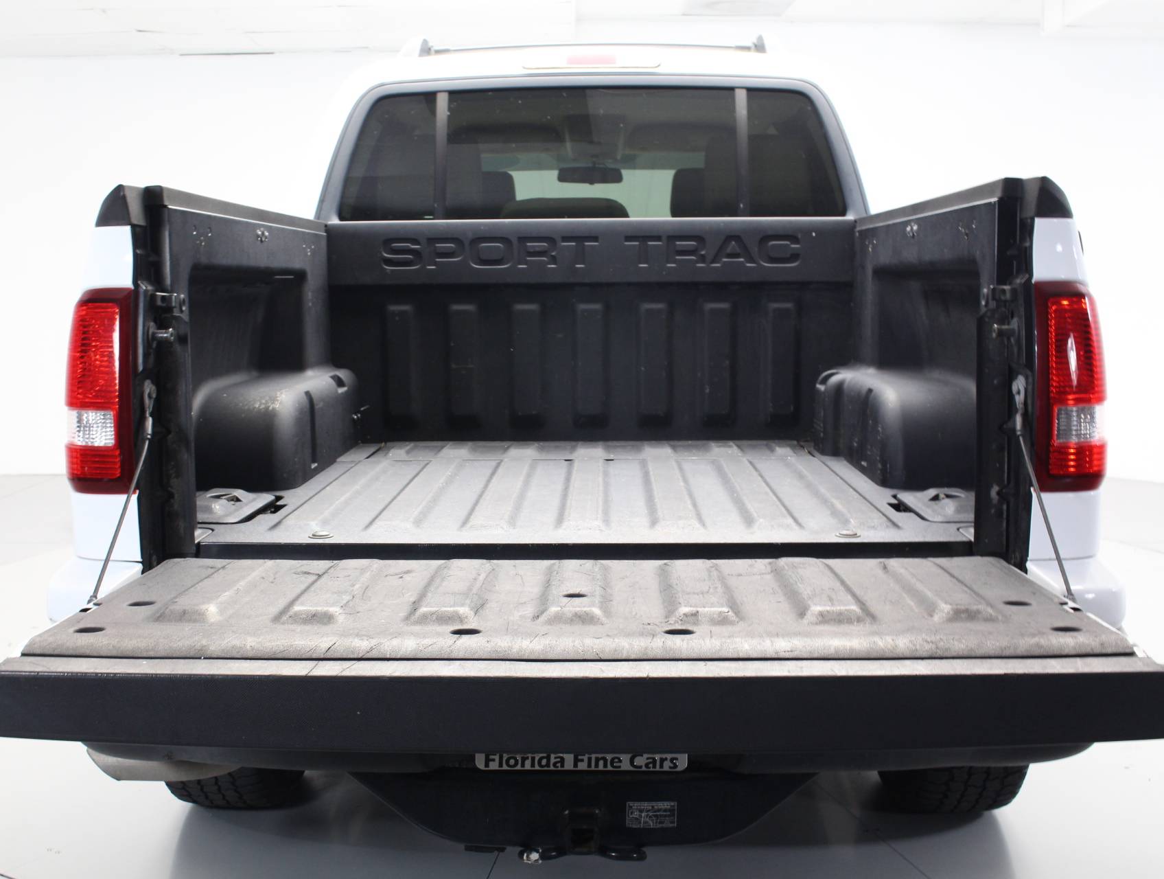 Florida Fine Cars - Used FORD EXPLORER SPORT TRAC 2007 WEST PALM XLT