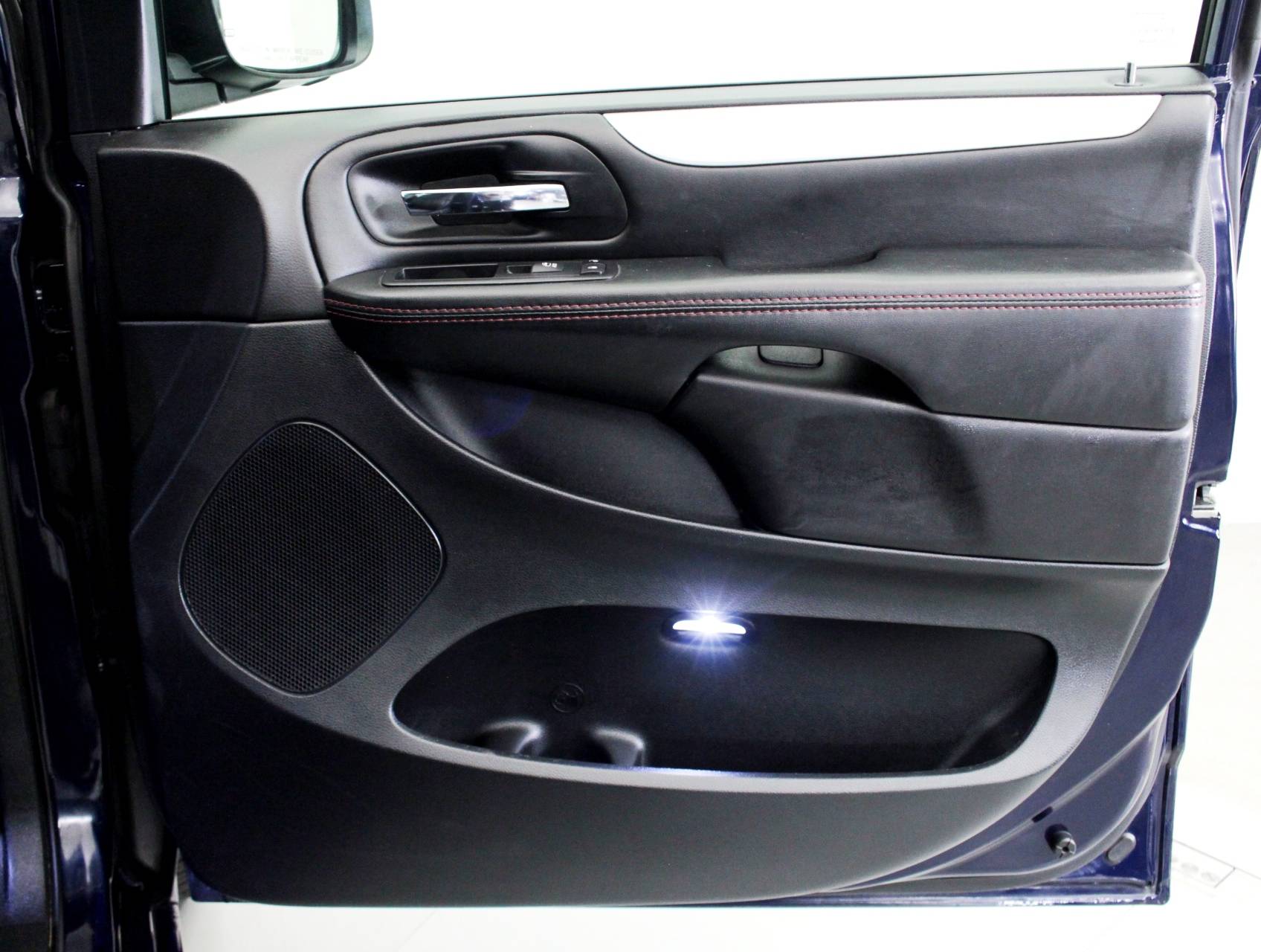 Florida Fine Cars - Used DODGE GRAND CARAVAN 2017 MIAMI Gt